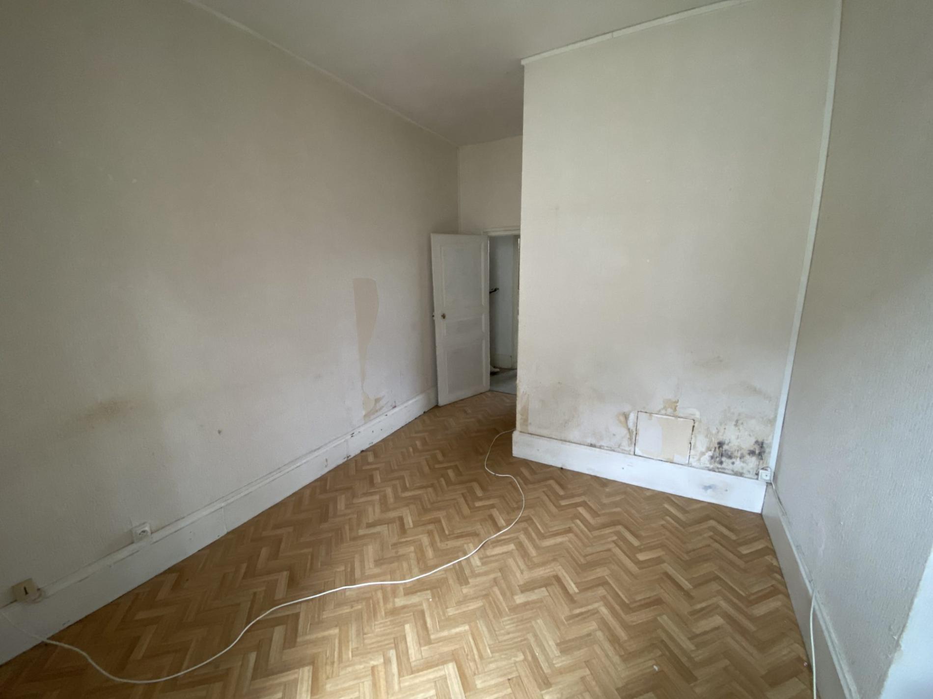 Maison de ville à rénover !