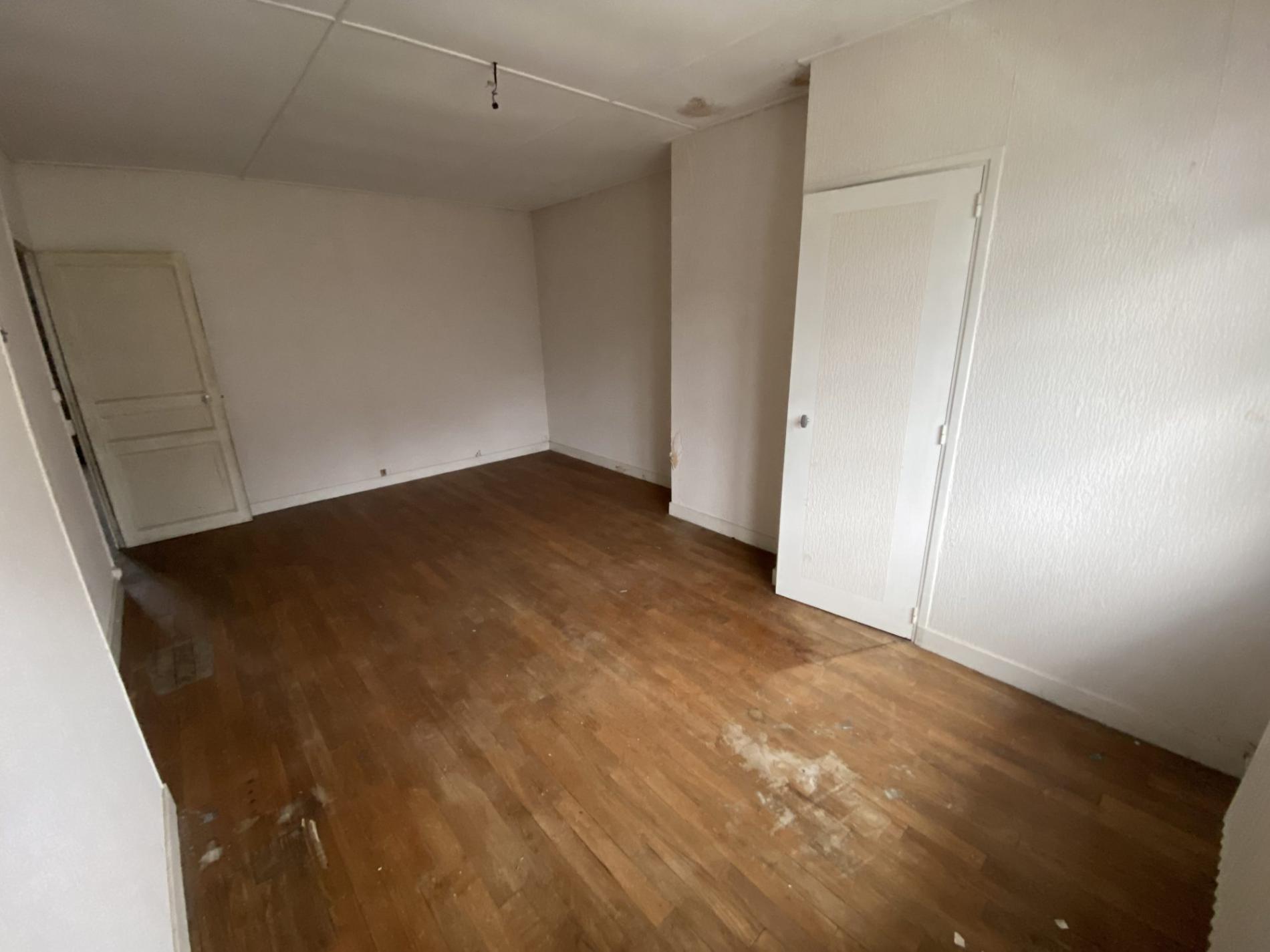 Maison de ville à rénover !