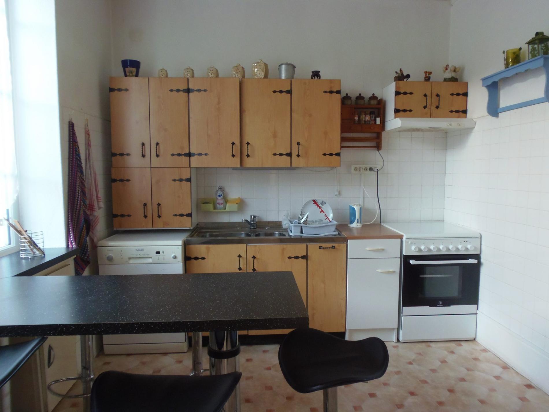 Maison avec garage de 240 m2 attenant !