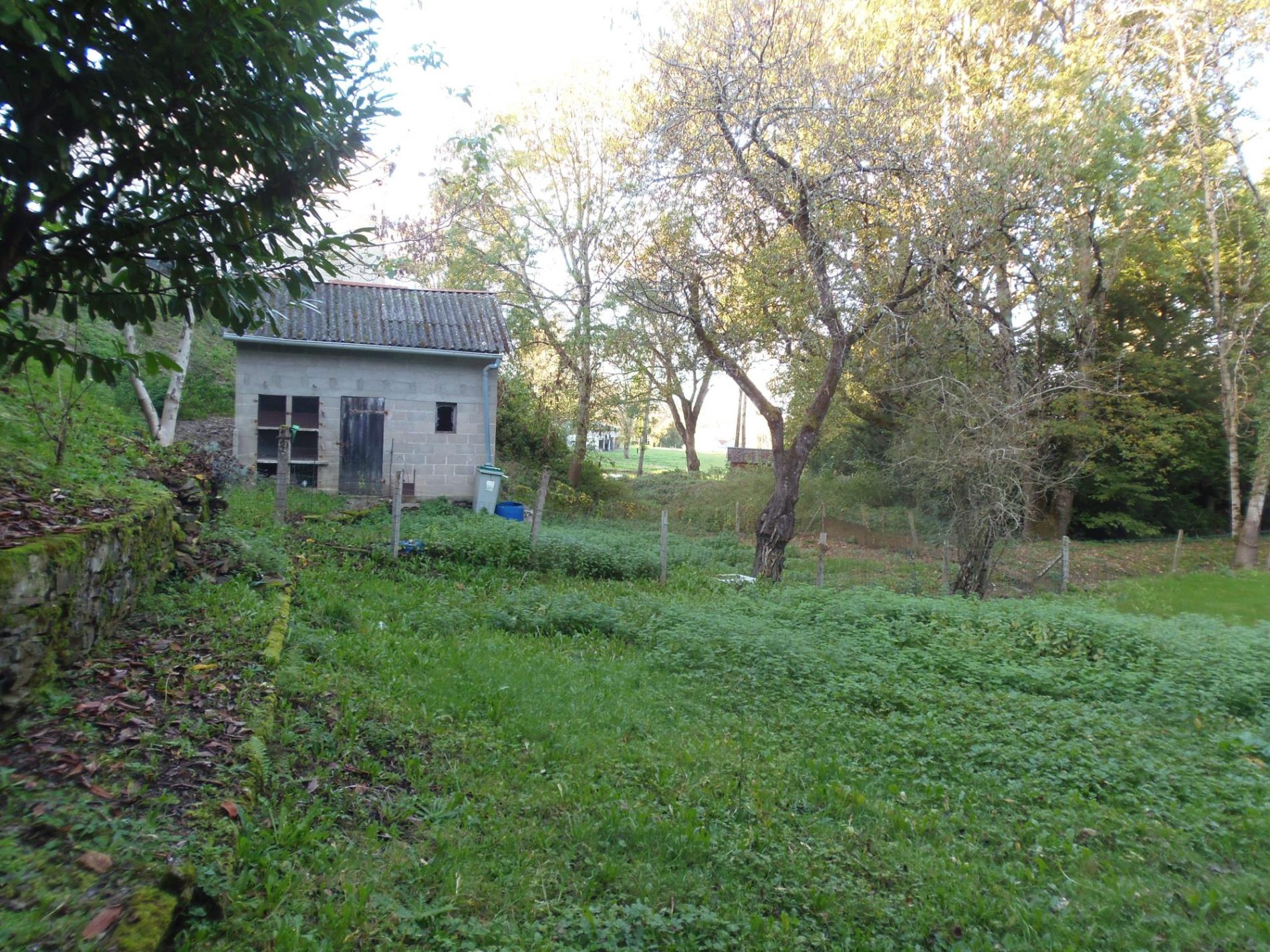 Maison avec garage de 240 m2 attenant !