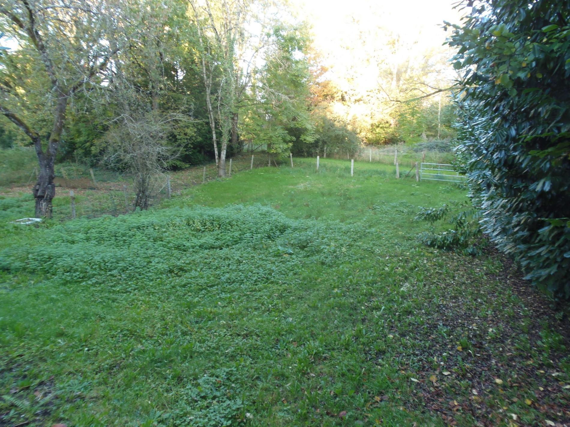 Maison avec garage de 240 m2 attenant !