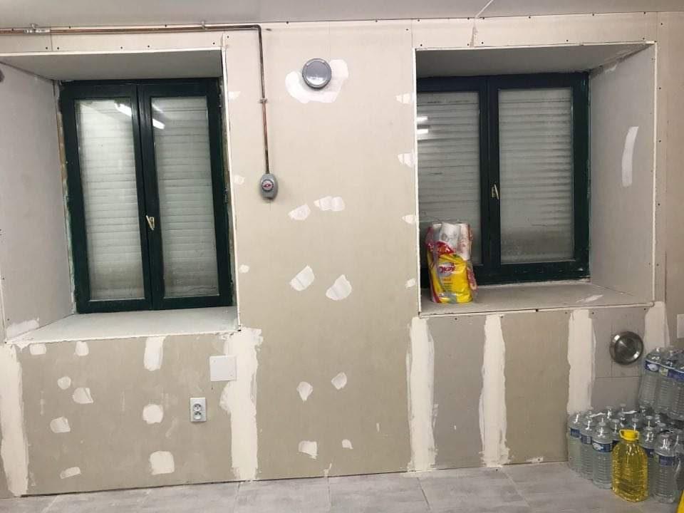 Ancien Hotel-Bar en centre ville !