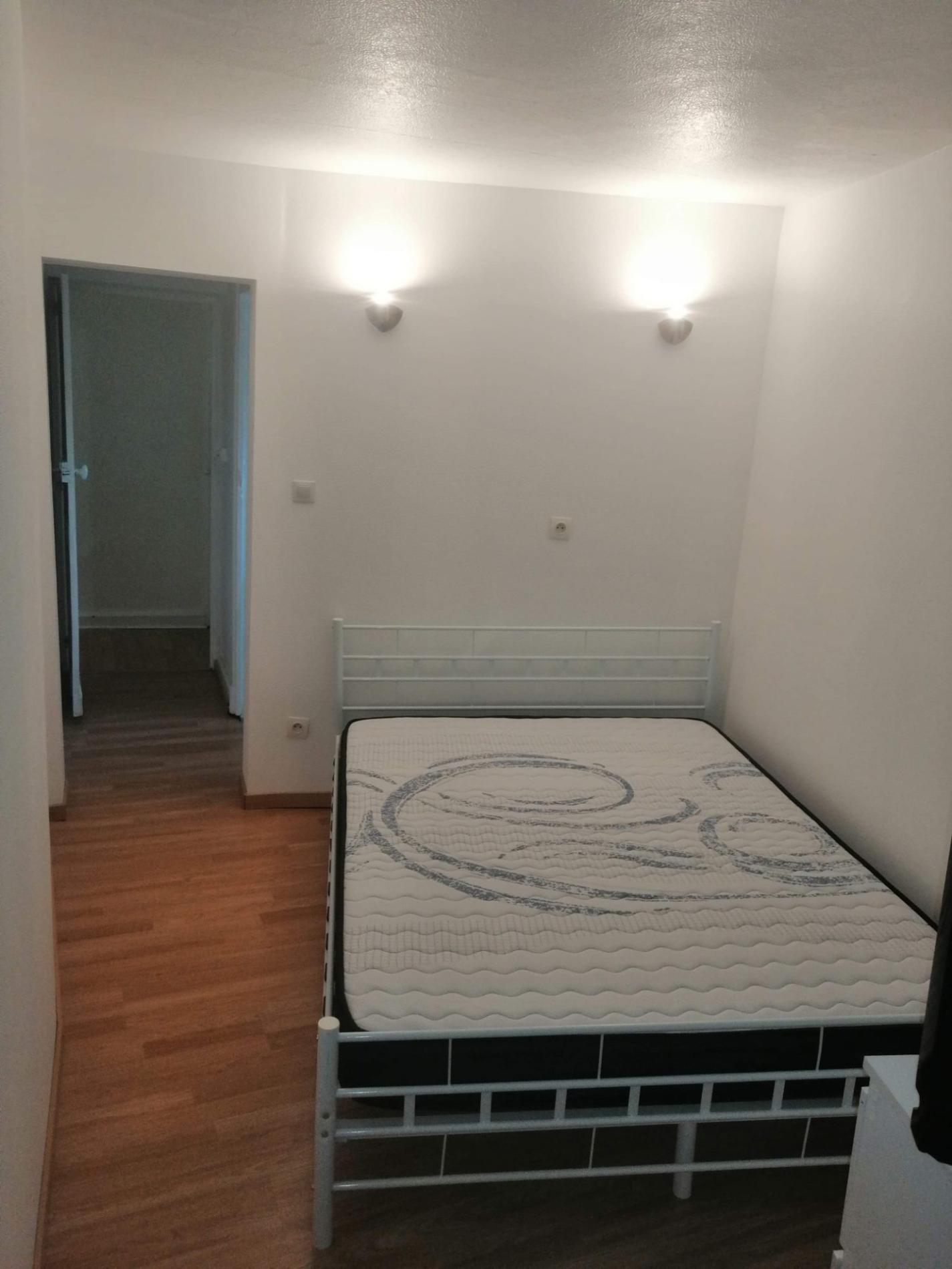 Ancien Hotel-Bar en centre ville !