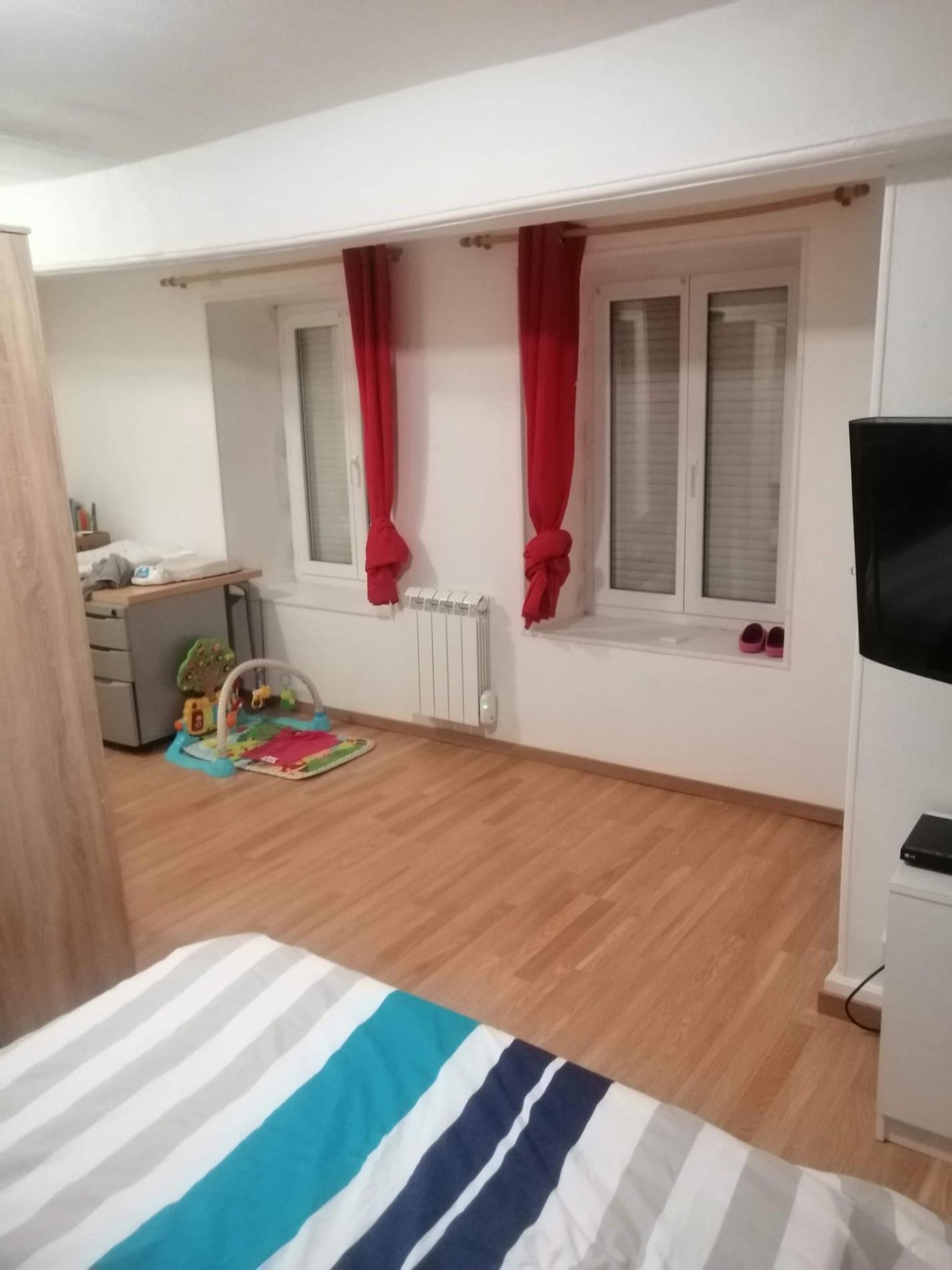 Ancien Hotel-Bar en centre ville !