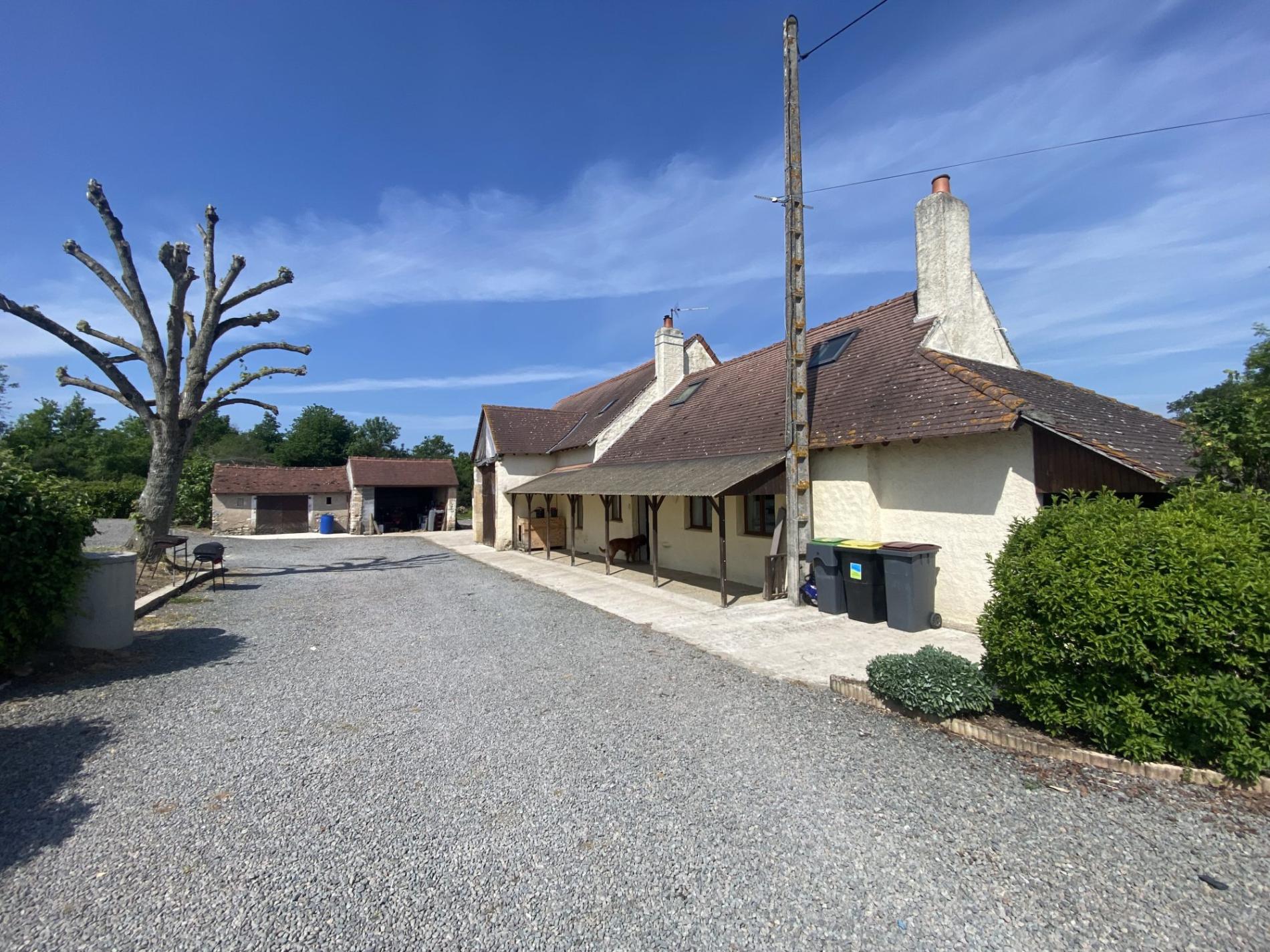 Longère rénovée en campagne !