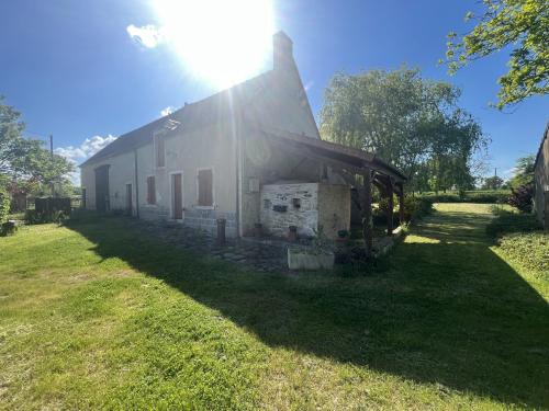 Maison de campagne avec dépendances !