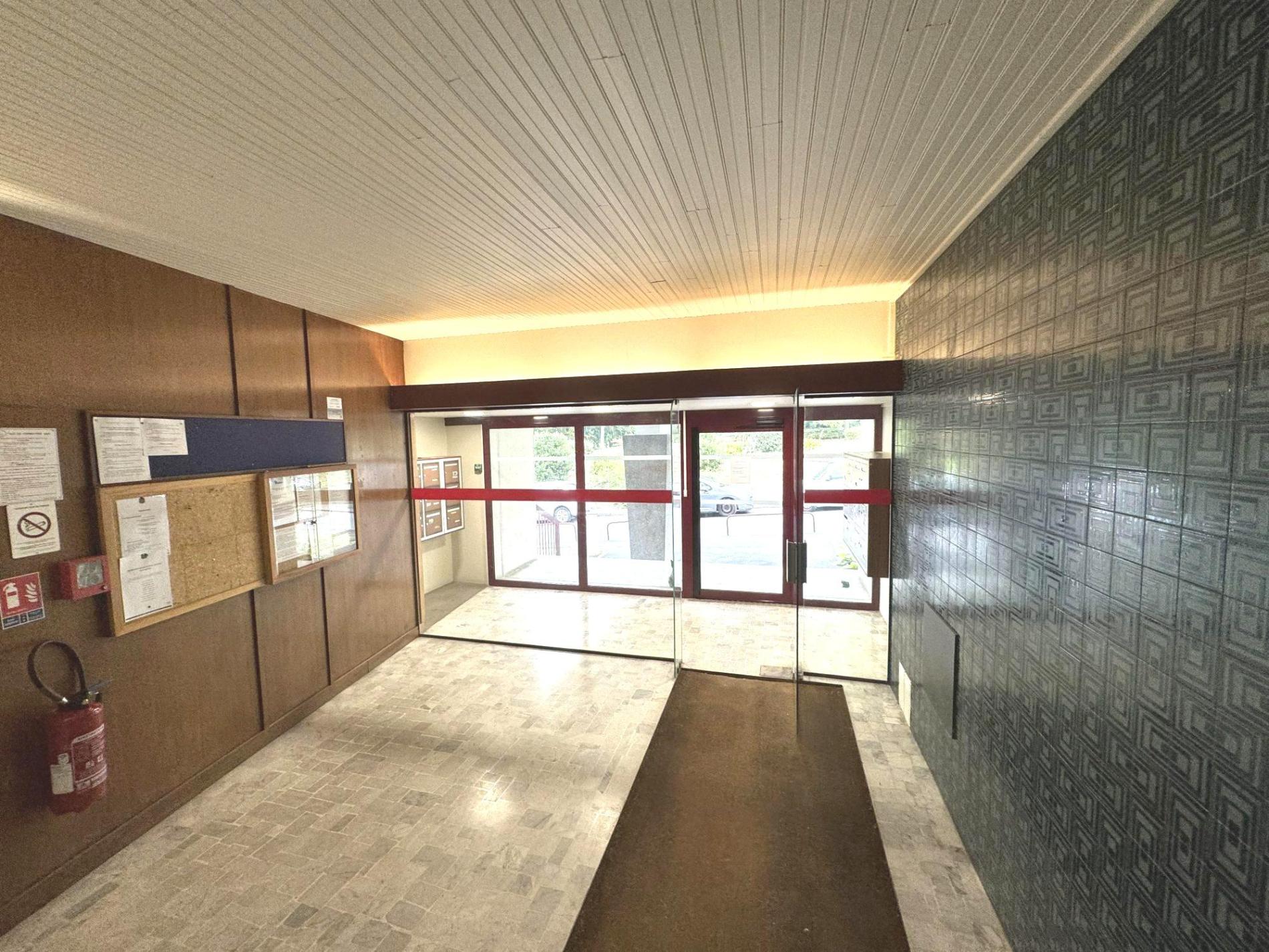 Résidence arborée et paisible  T4 traversant avec double terrasse