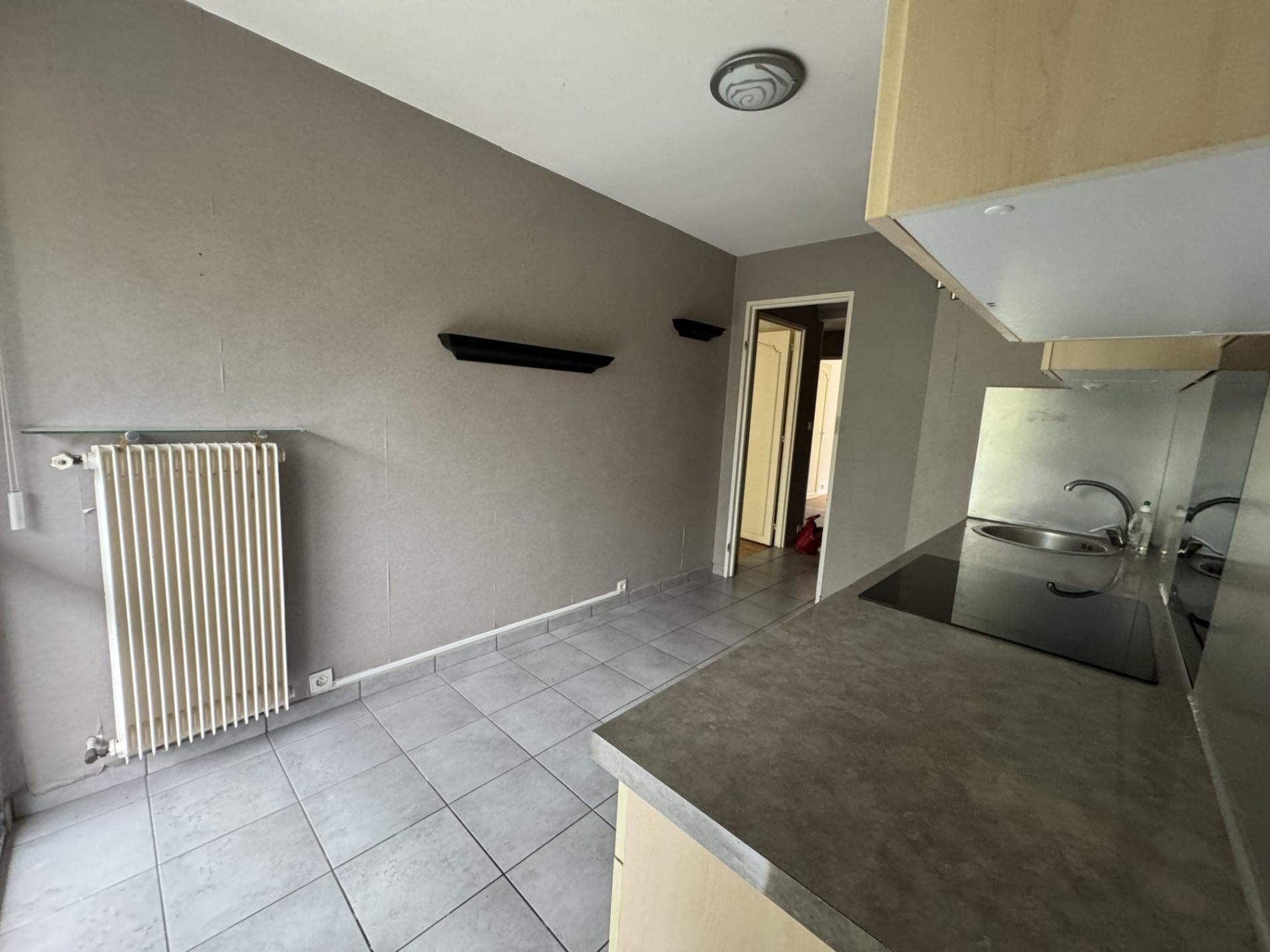 Résidence arborée et paisible  T4 traversant avec double terrasse