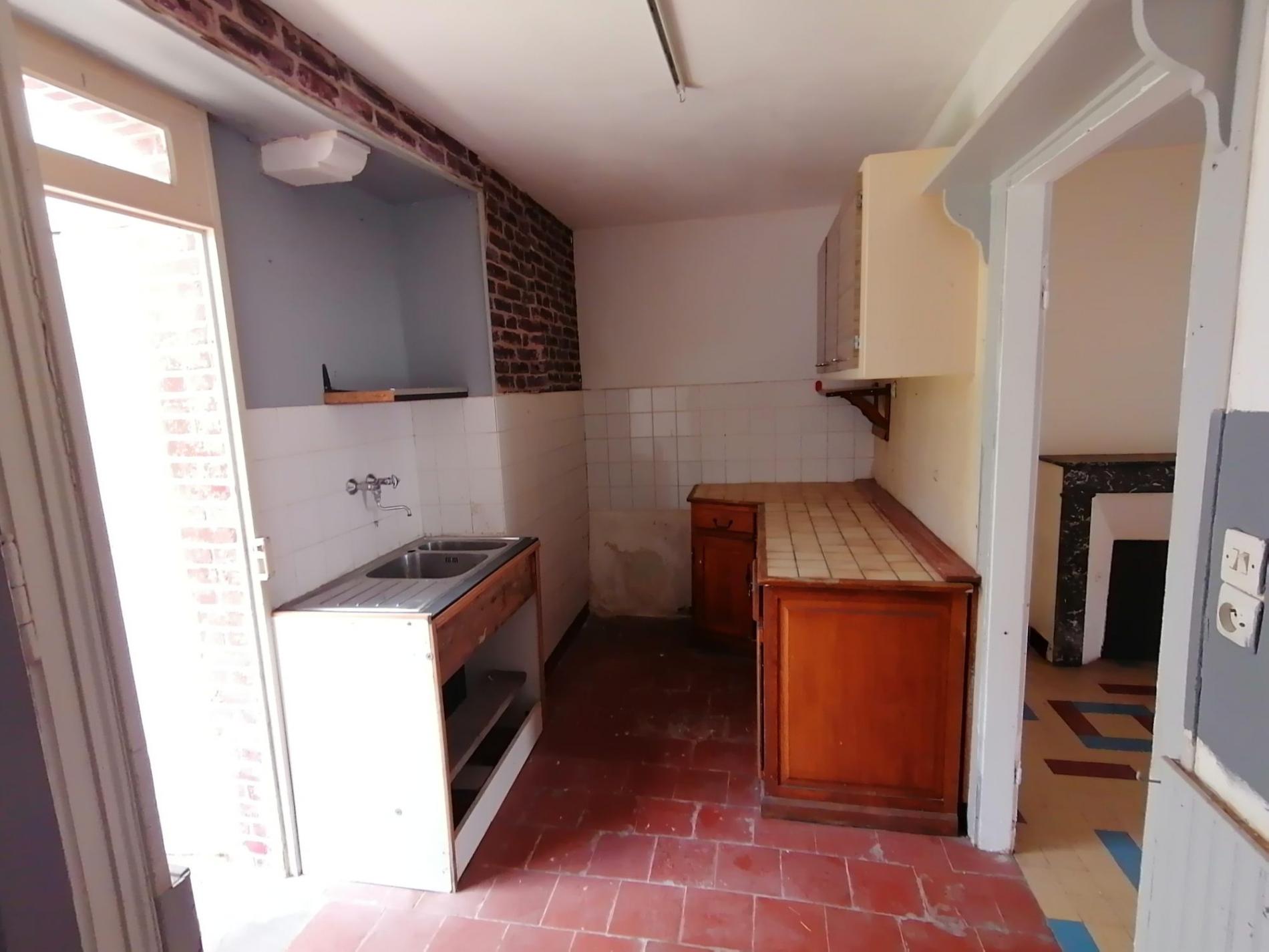 Maison de bourg avec dépendance et jardin !