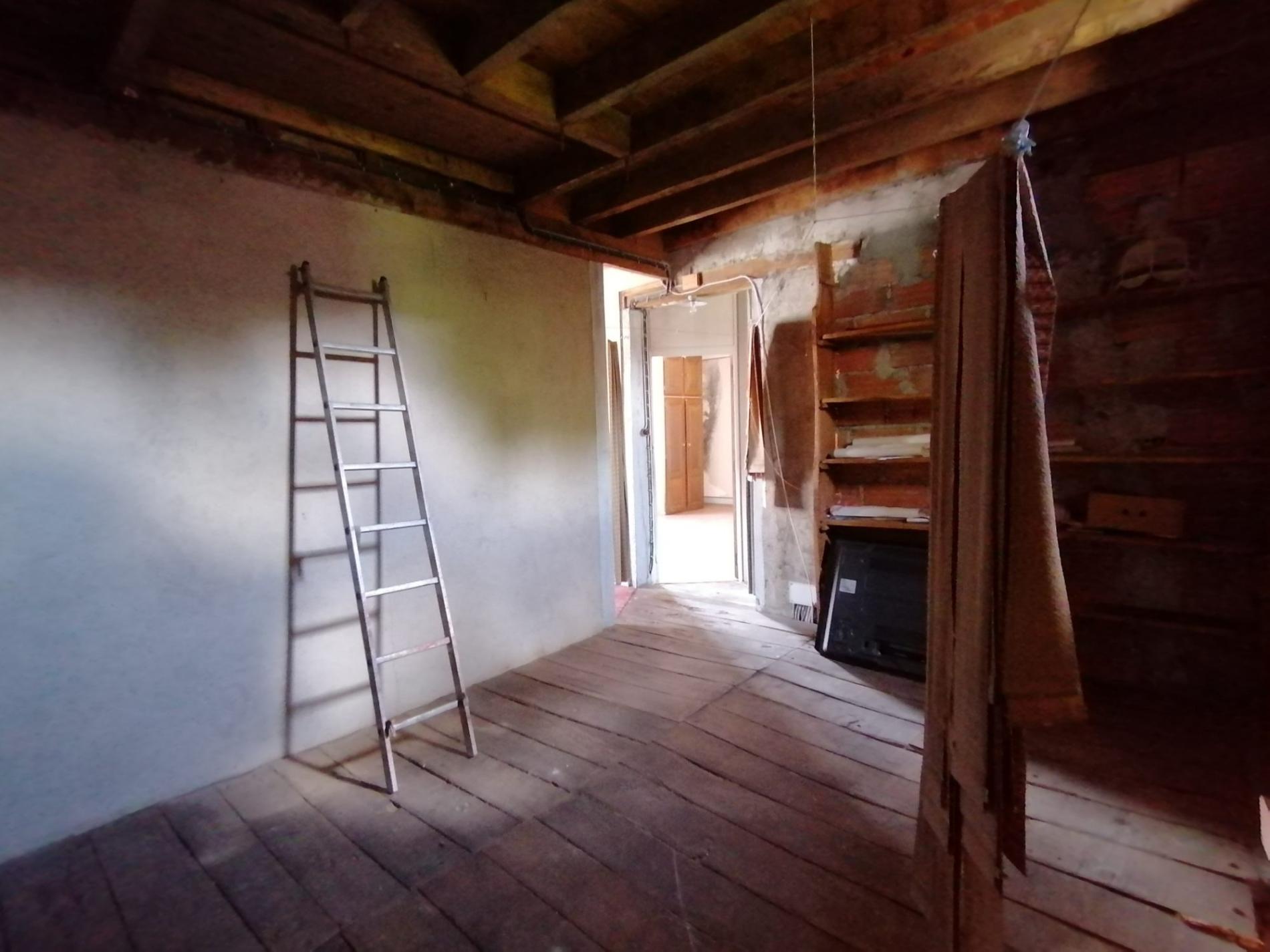 Maison de bourg avec dépendance et jardin !