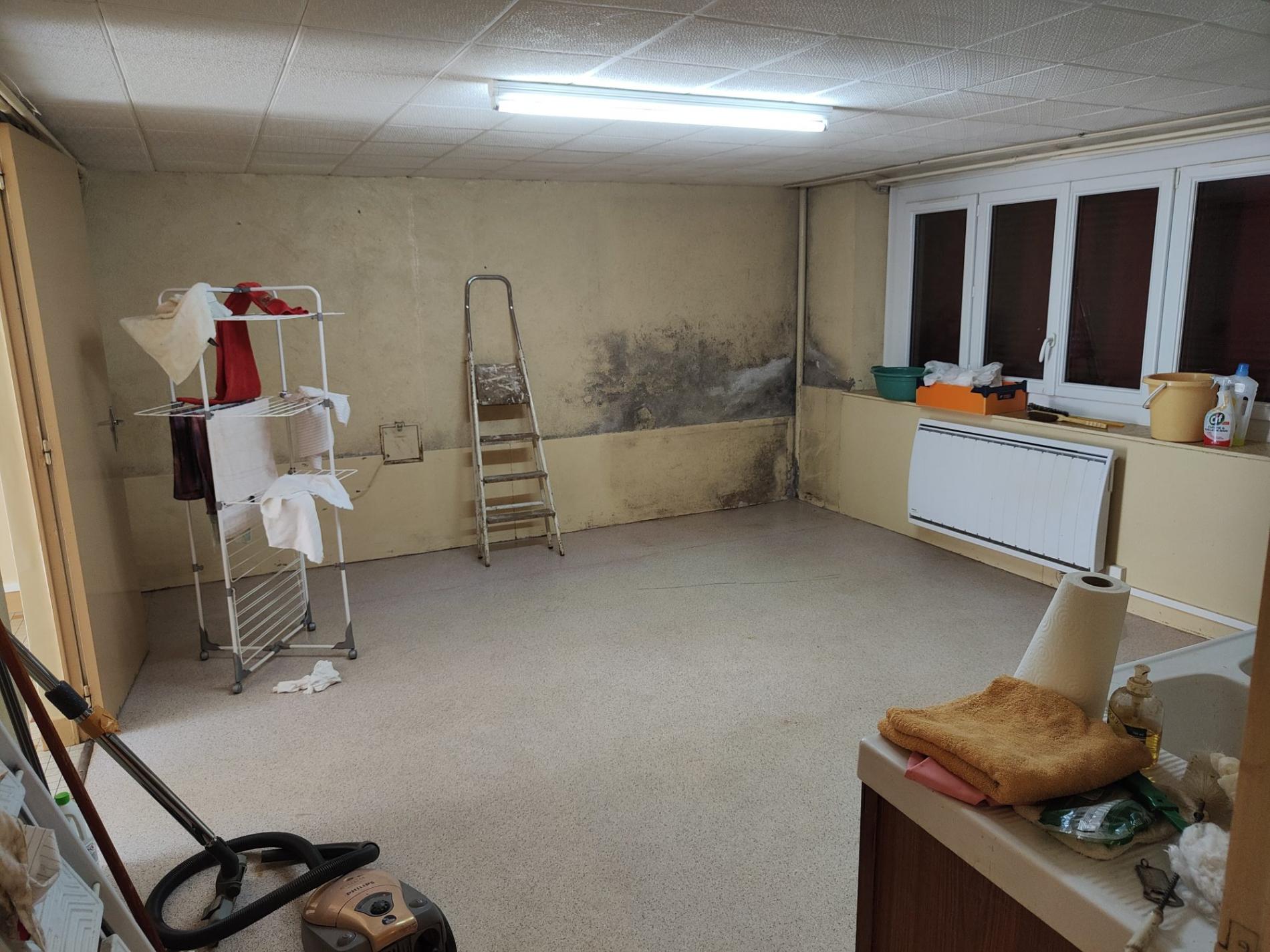Maison de bourg avec atelier !