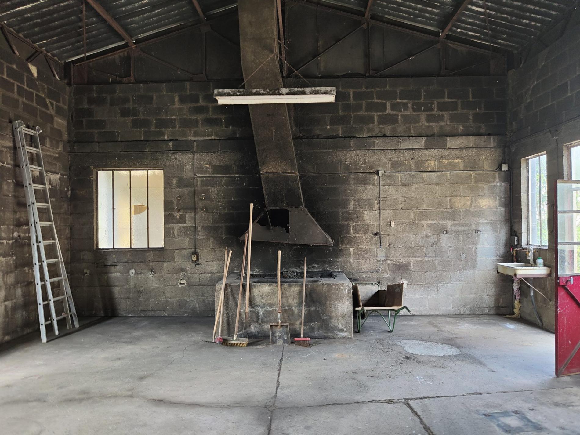Maison de bourg avec atelier !