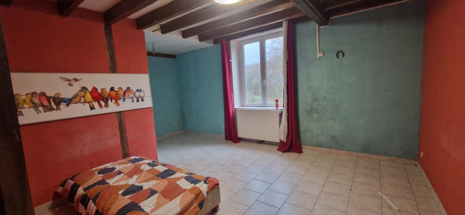 5,7 ha, étang, rivière et bois