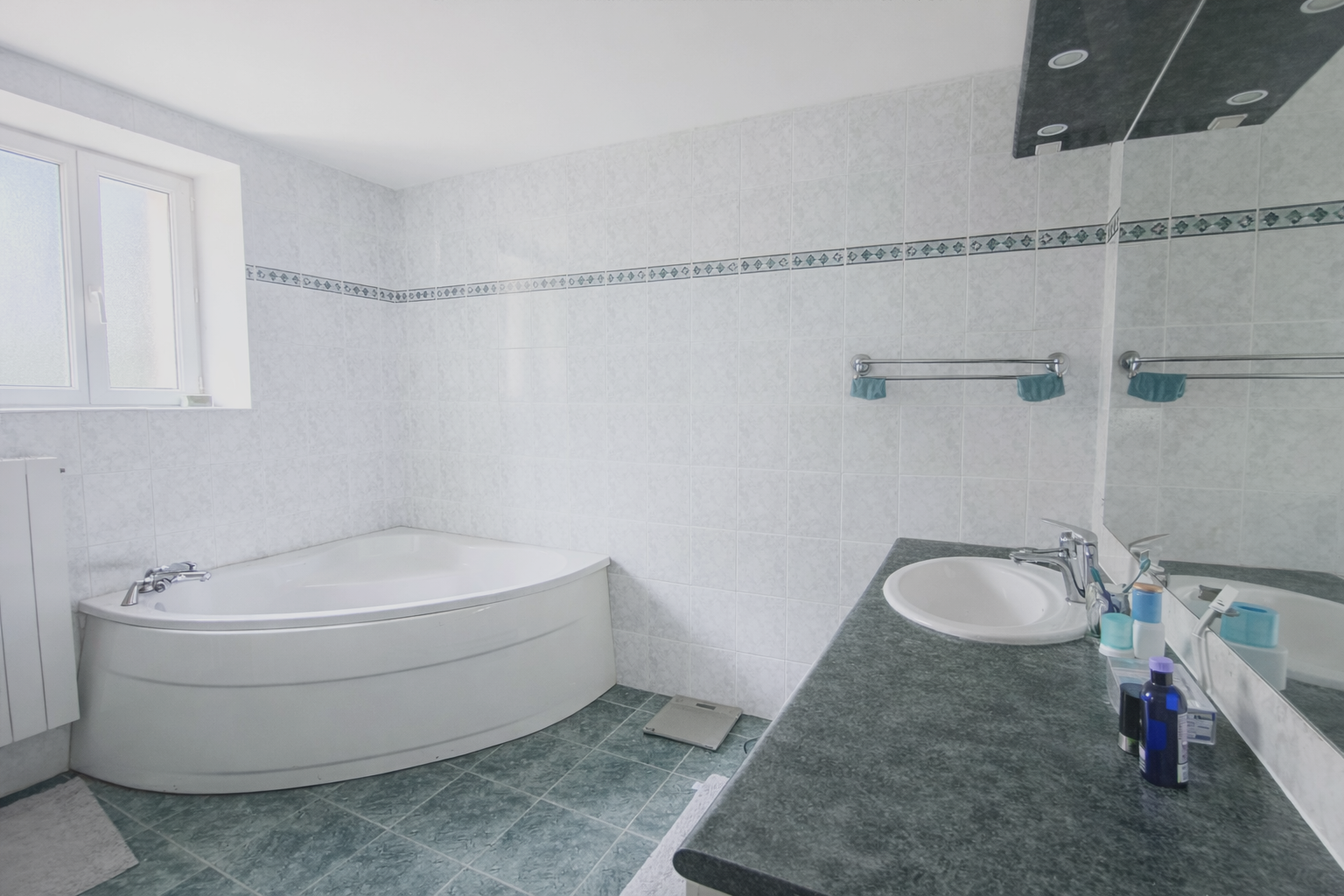 Maison de campagne avec grange à Porteau sur plus de 3ha !