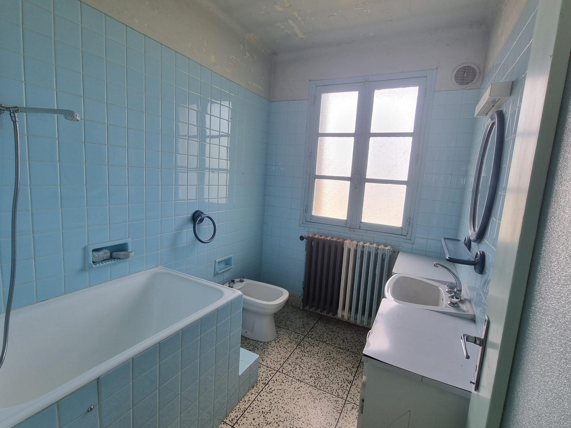 Maison à rénover avec jardin !