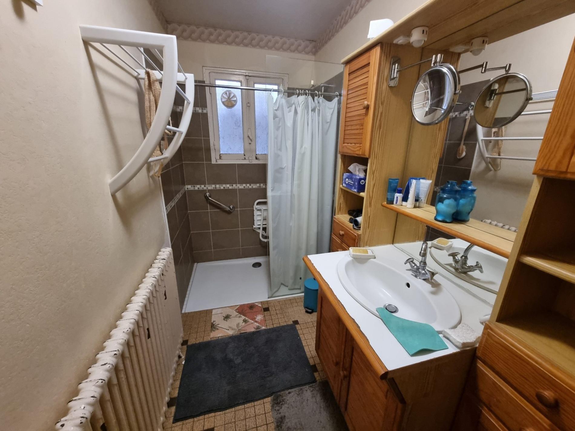 Maison de plain pied avec jardin et garage !