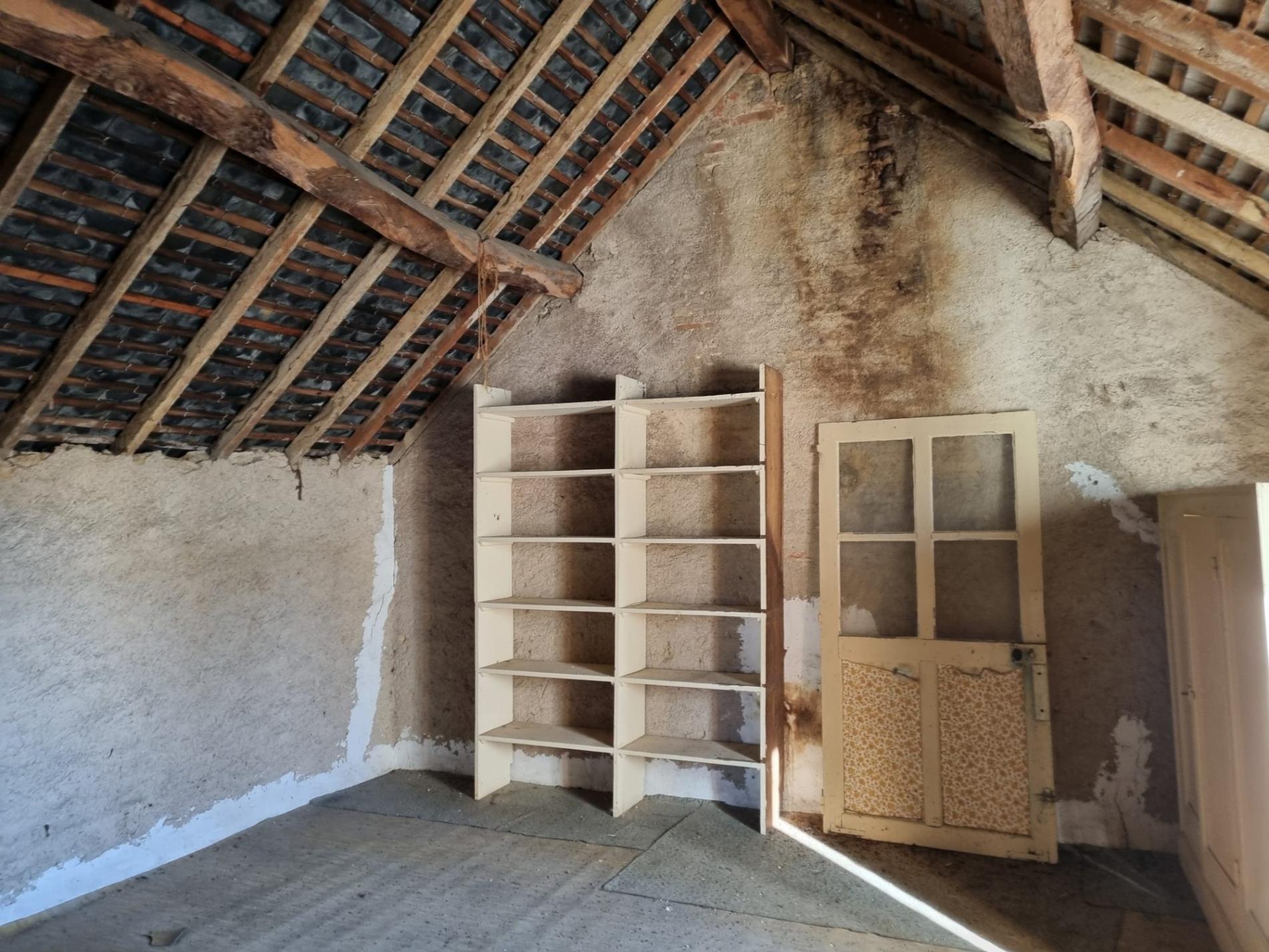 Maison de plain pied avec jardin et garage !