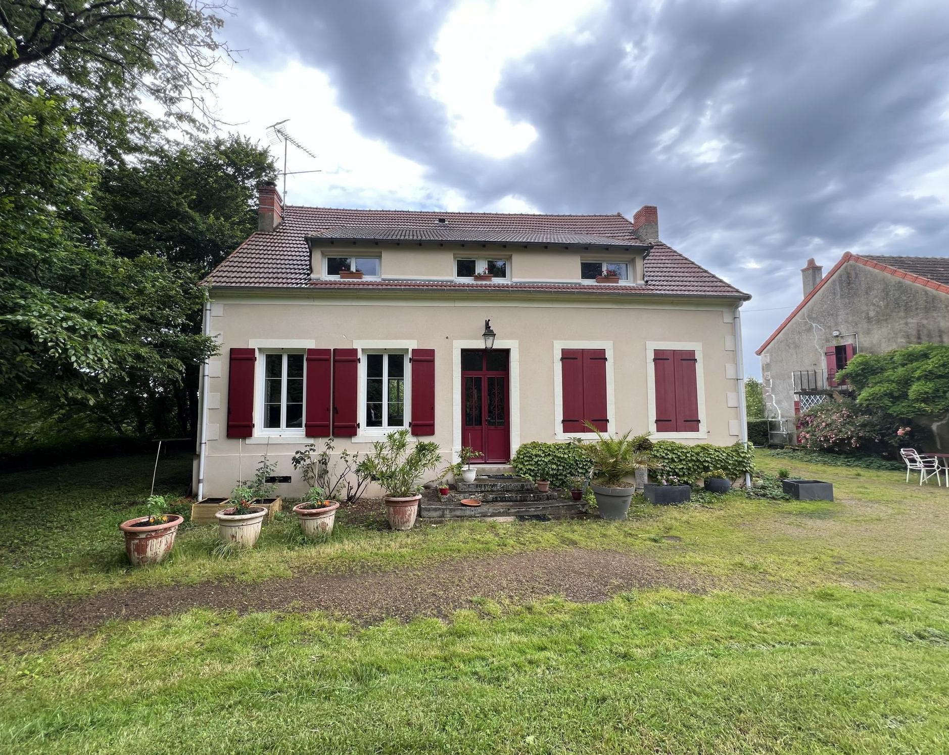 Maison de maître sur plus de 7ha de terrain !