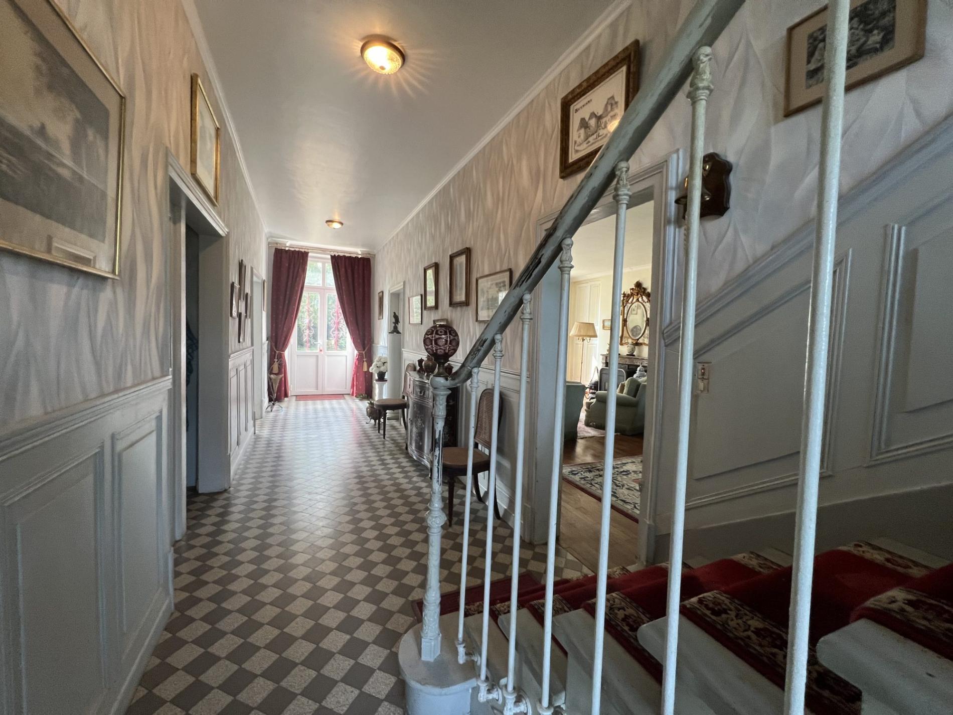 Maison de maître sur plus de 7ha de terrain !