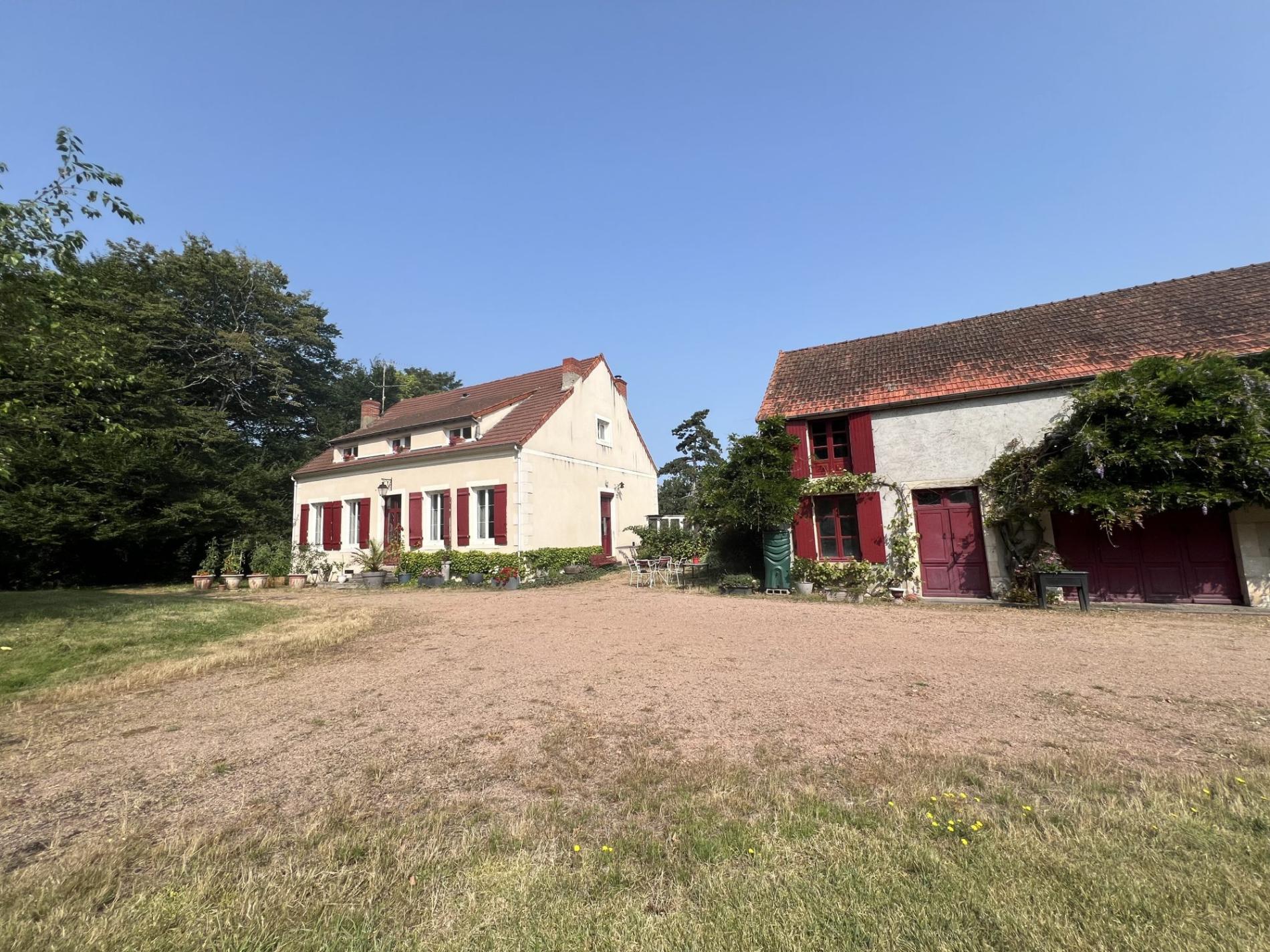 Maison de maître sur plus de 7ha de terrain !