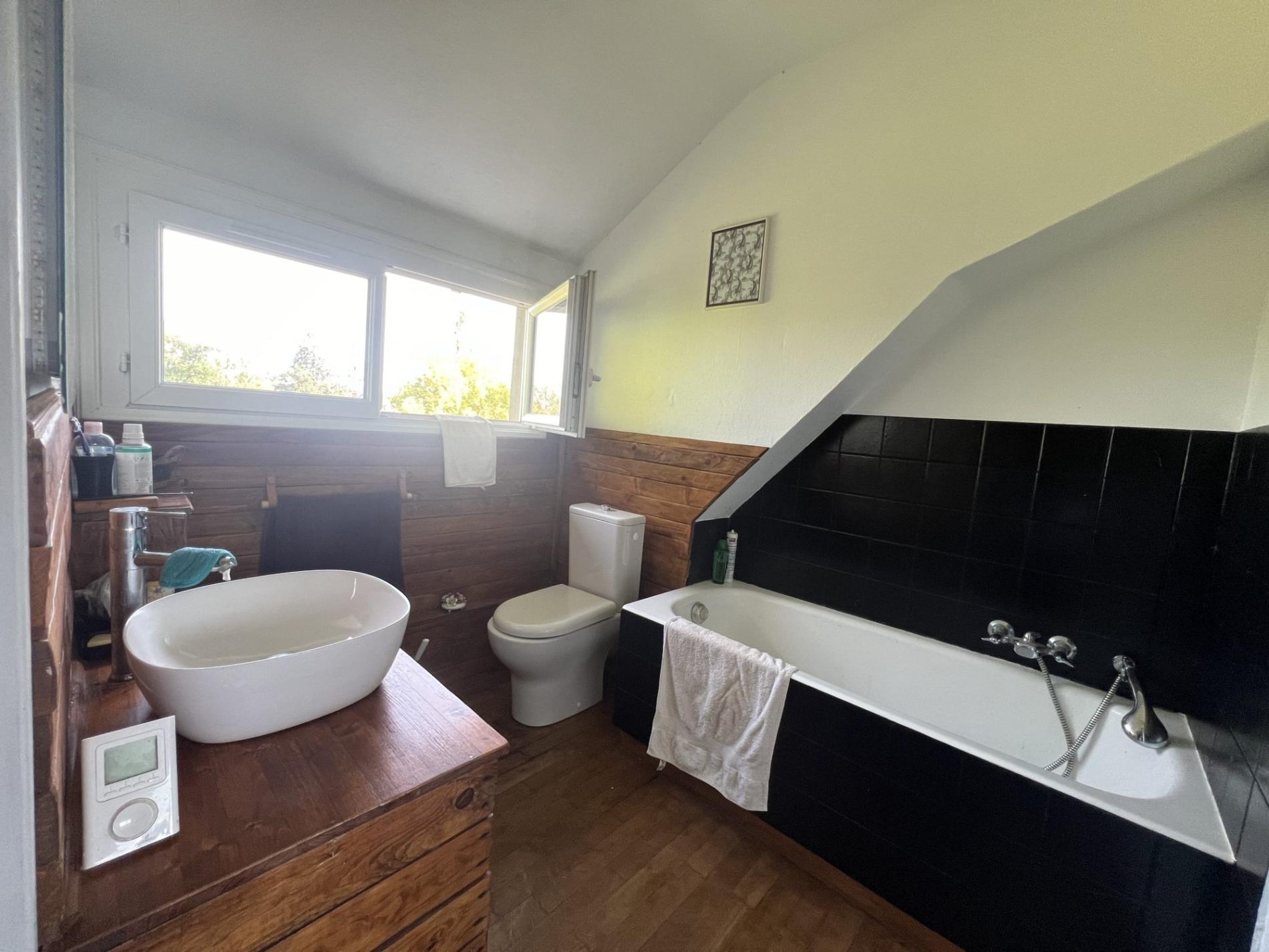 Maison de maître sur plus de 7ha de terrain !