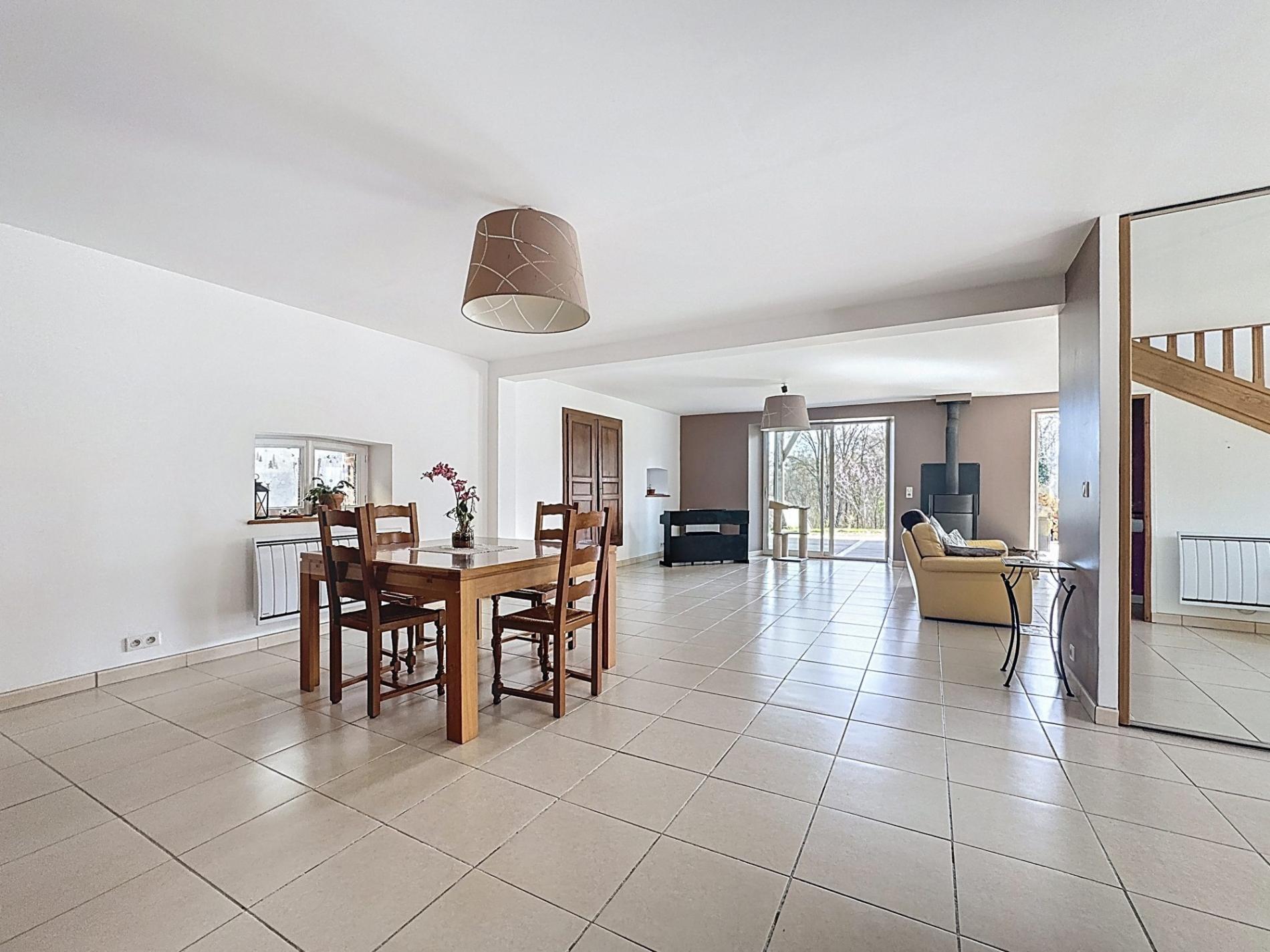 Maison lumineuse et confortable !