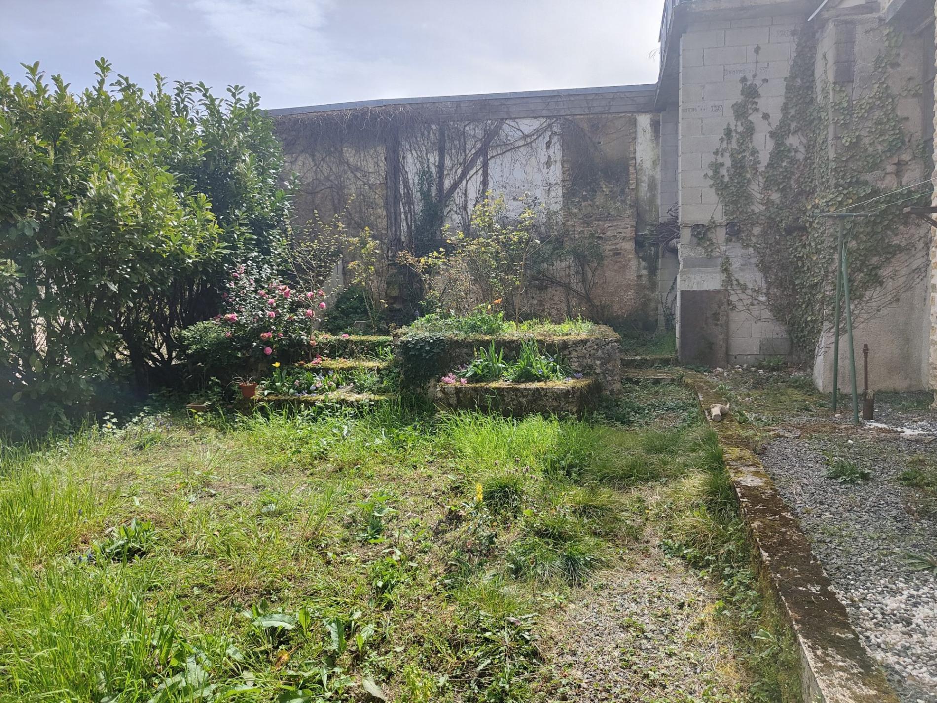 Maison de ville avec jardin !