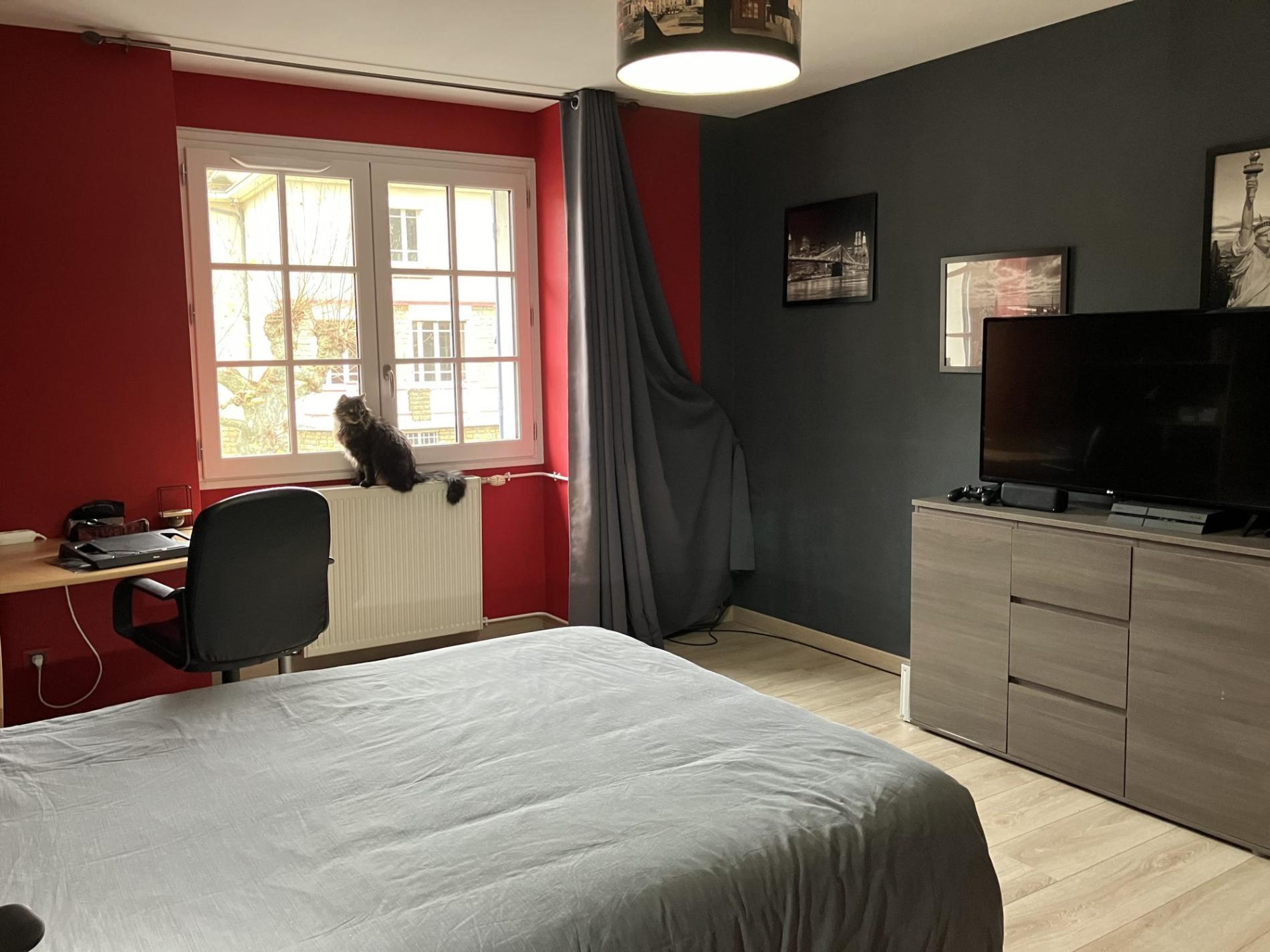 Belle maison de ville avec jardin et dépendances !