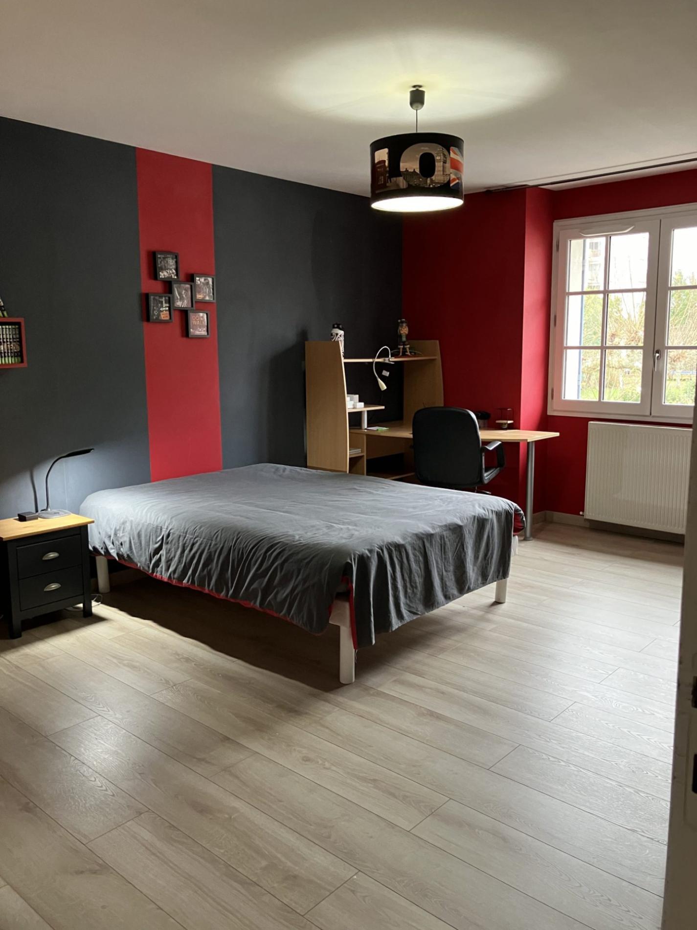 Belle maison de ville avec jardin et dépendances !