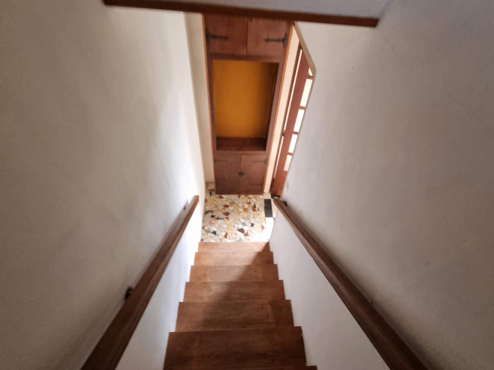 Jolie maison à rénover proche commodités !