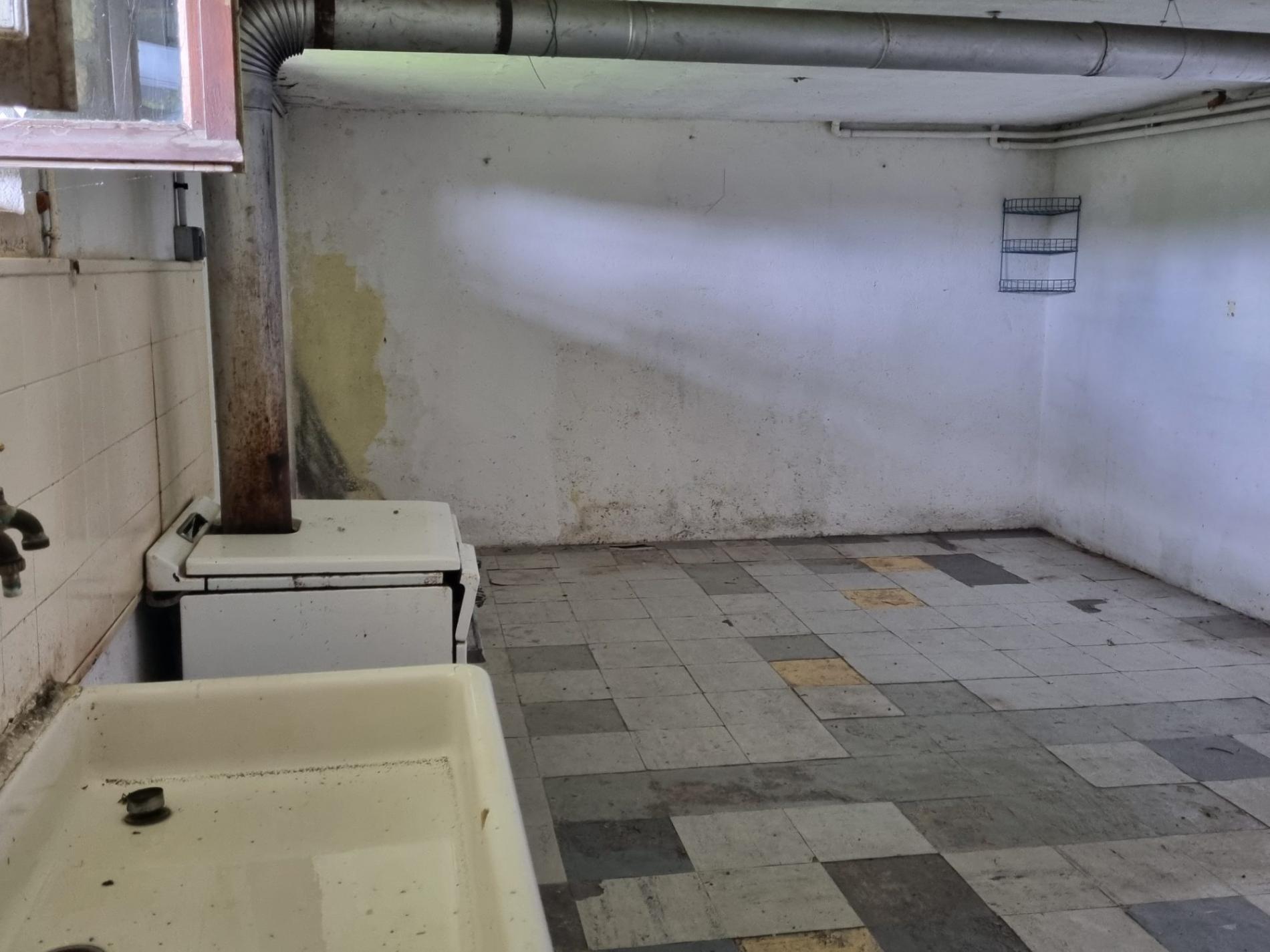 Jolie maison à rénover proche commodités !