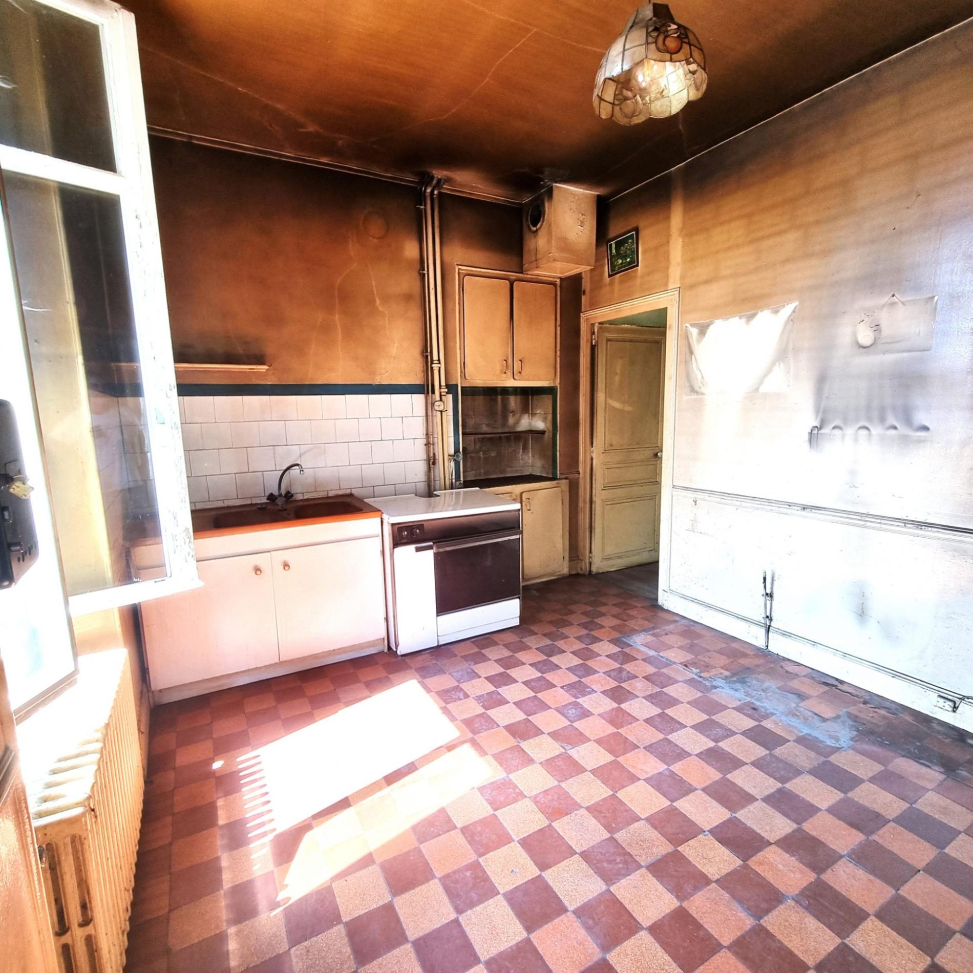 Maison de bourg à rénover !