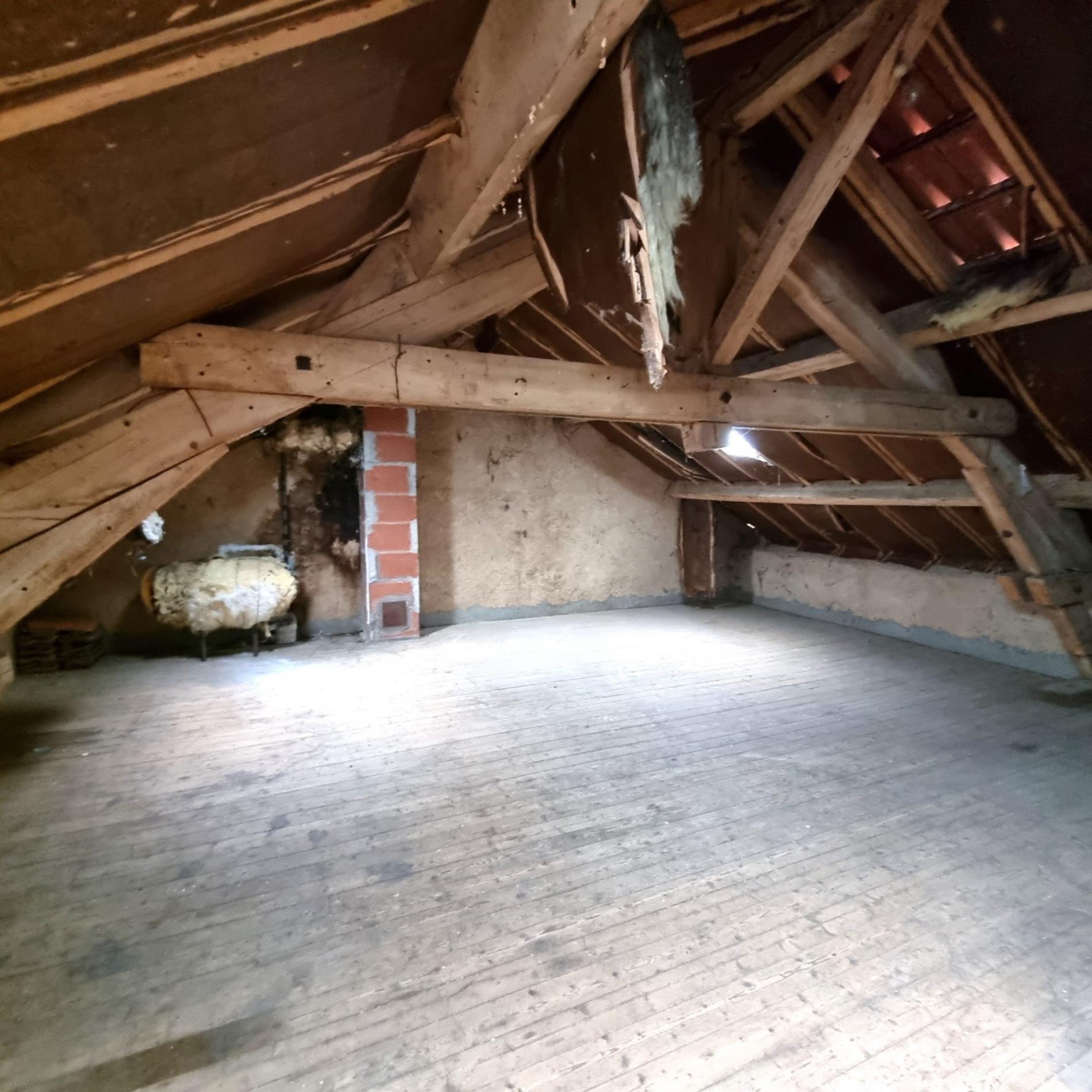 Maison de bourg à rénover !