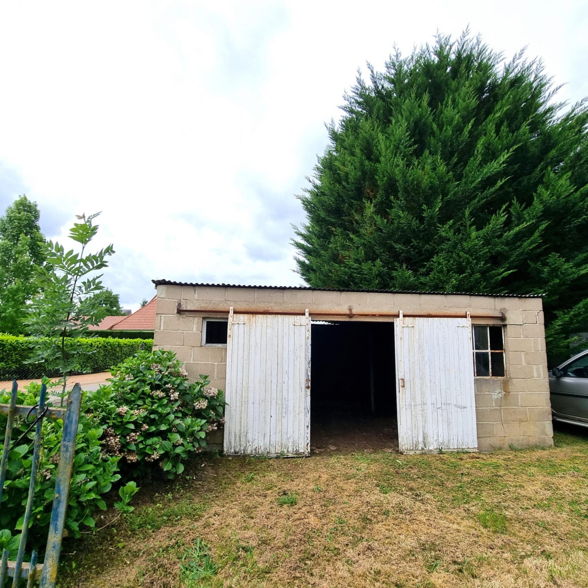 Maison de bourg à rénover !