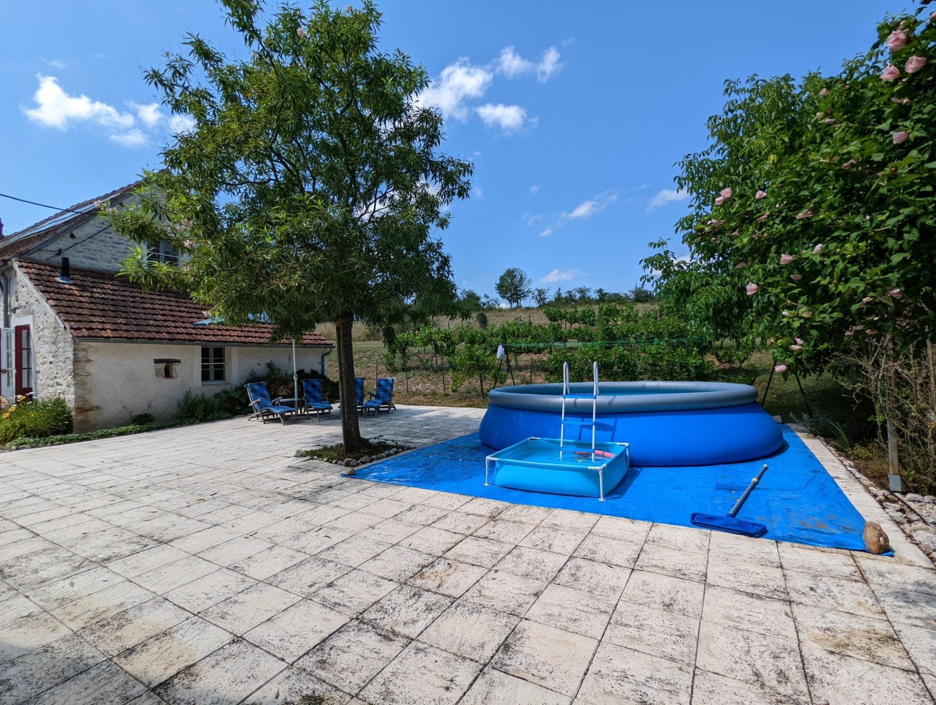 Ensemble immobilie de 2 maisons prêtes à vivre, sans voisin proche !