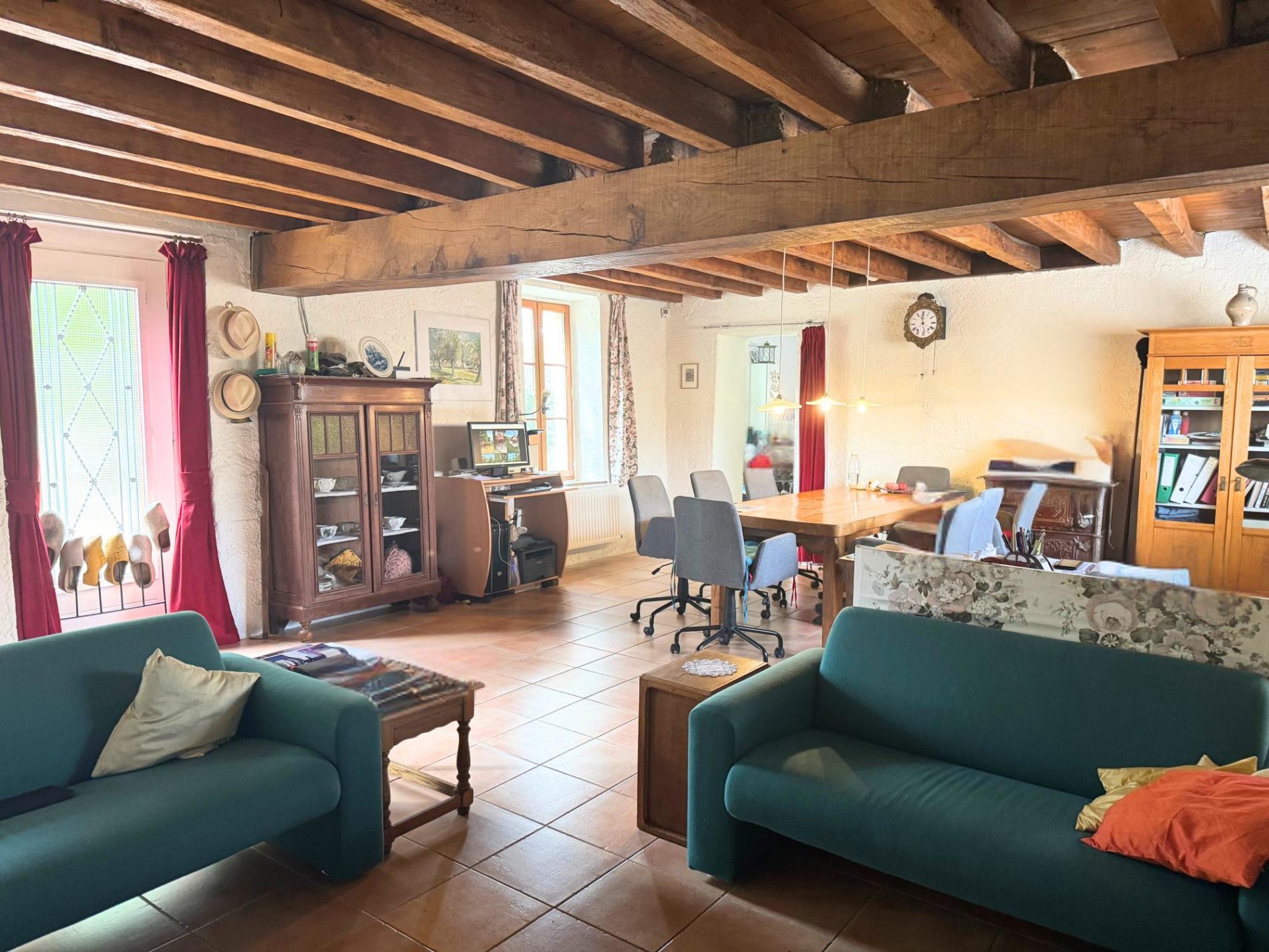 Ensemble immobilie de 2 maisons prêtes à vivre, sans voisin proche !