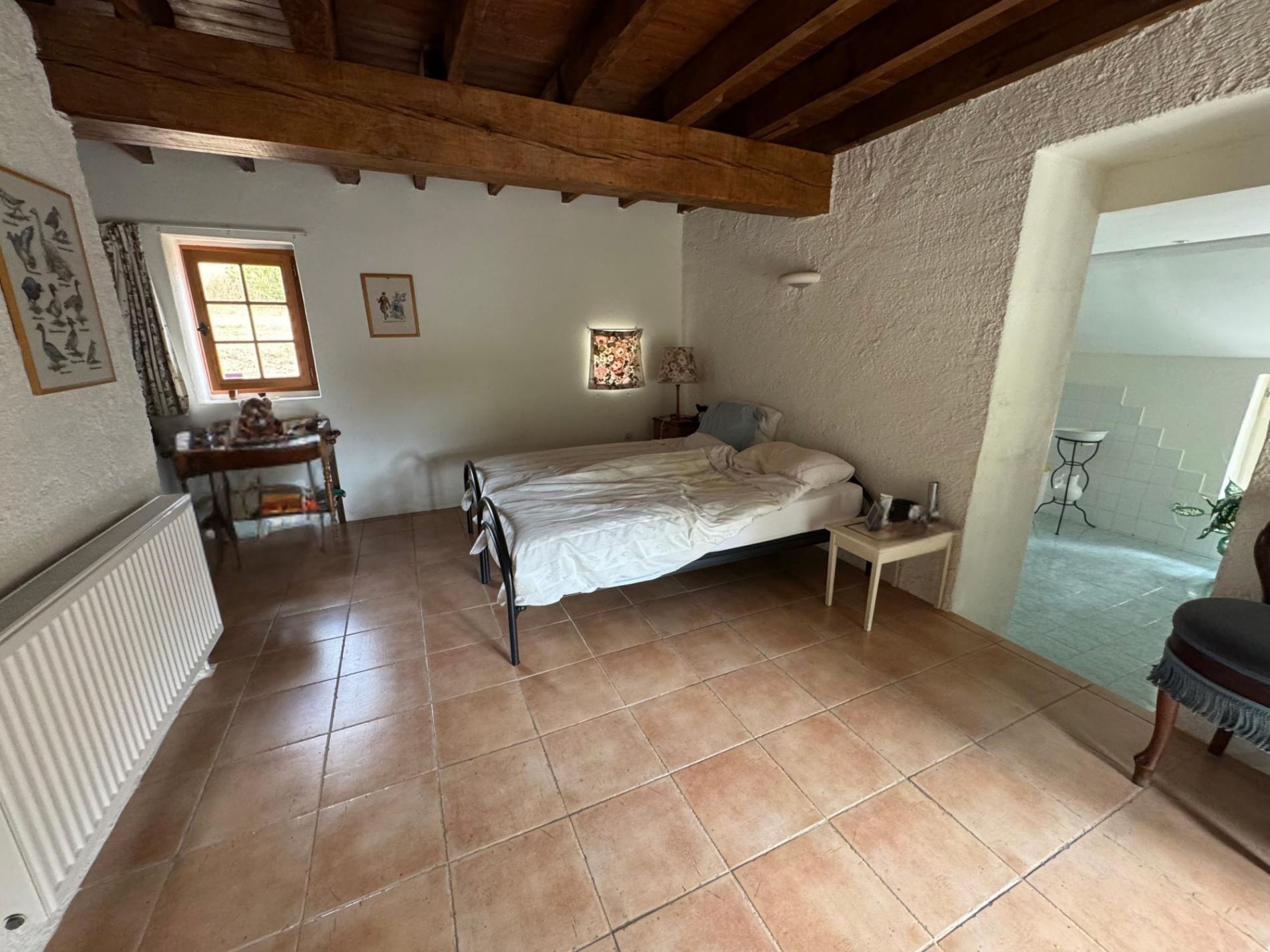 Ensemble immobilie de 2 maisons prêtes à vivre, sans voisin proche !