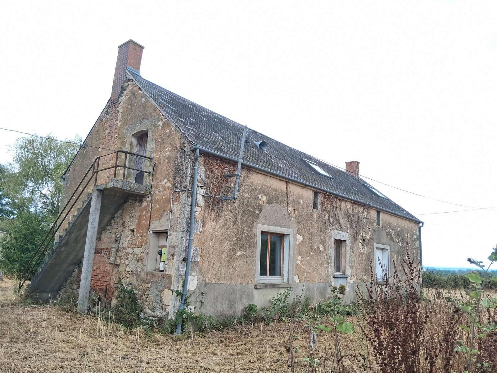 Maison de campagne avec dépendances sur 2ha !
