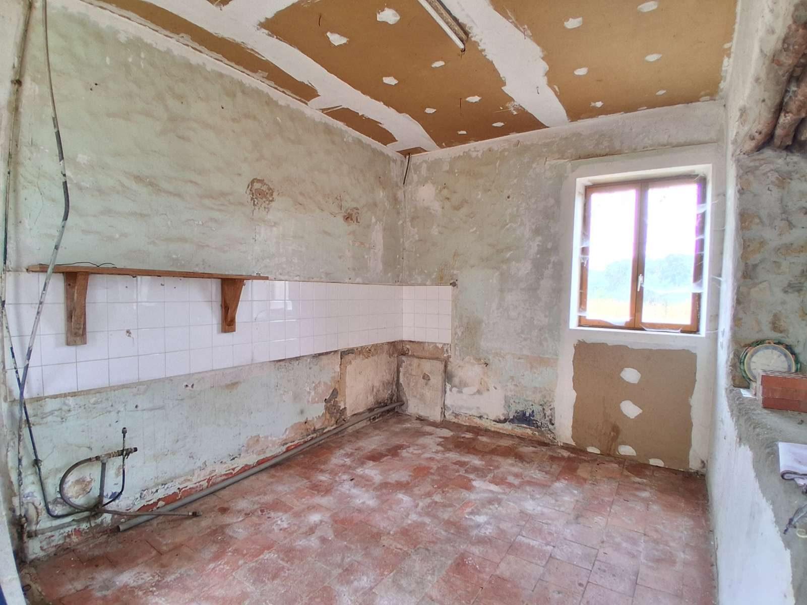 Maison de campagne avec dépendances sur 2ha !