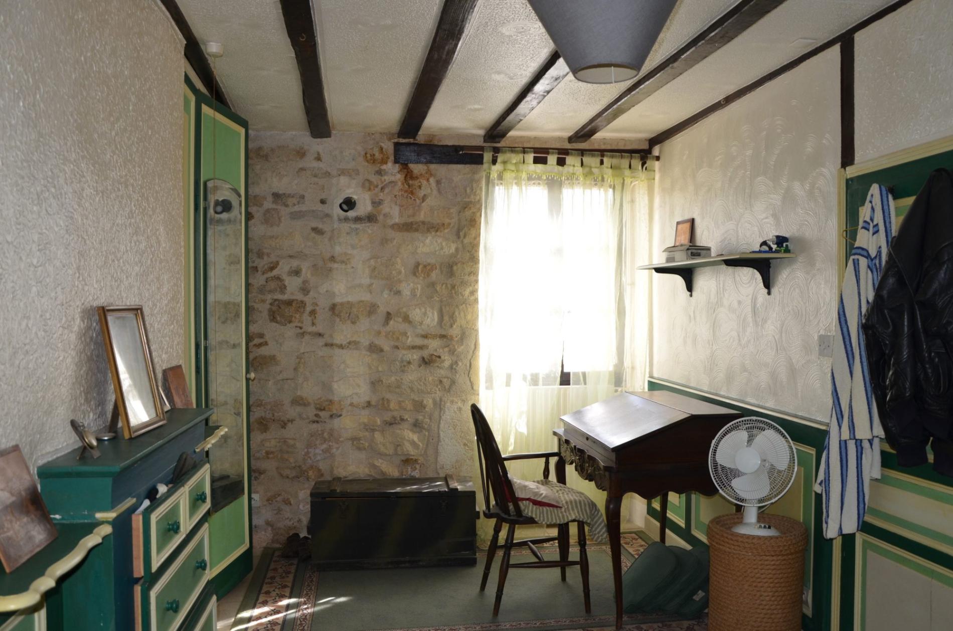 Ensemble de deux maisons isolées et restaurées !