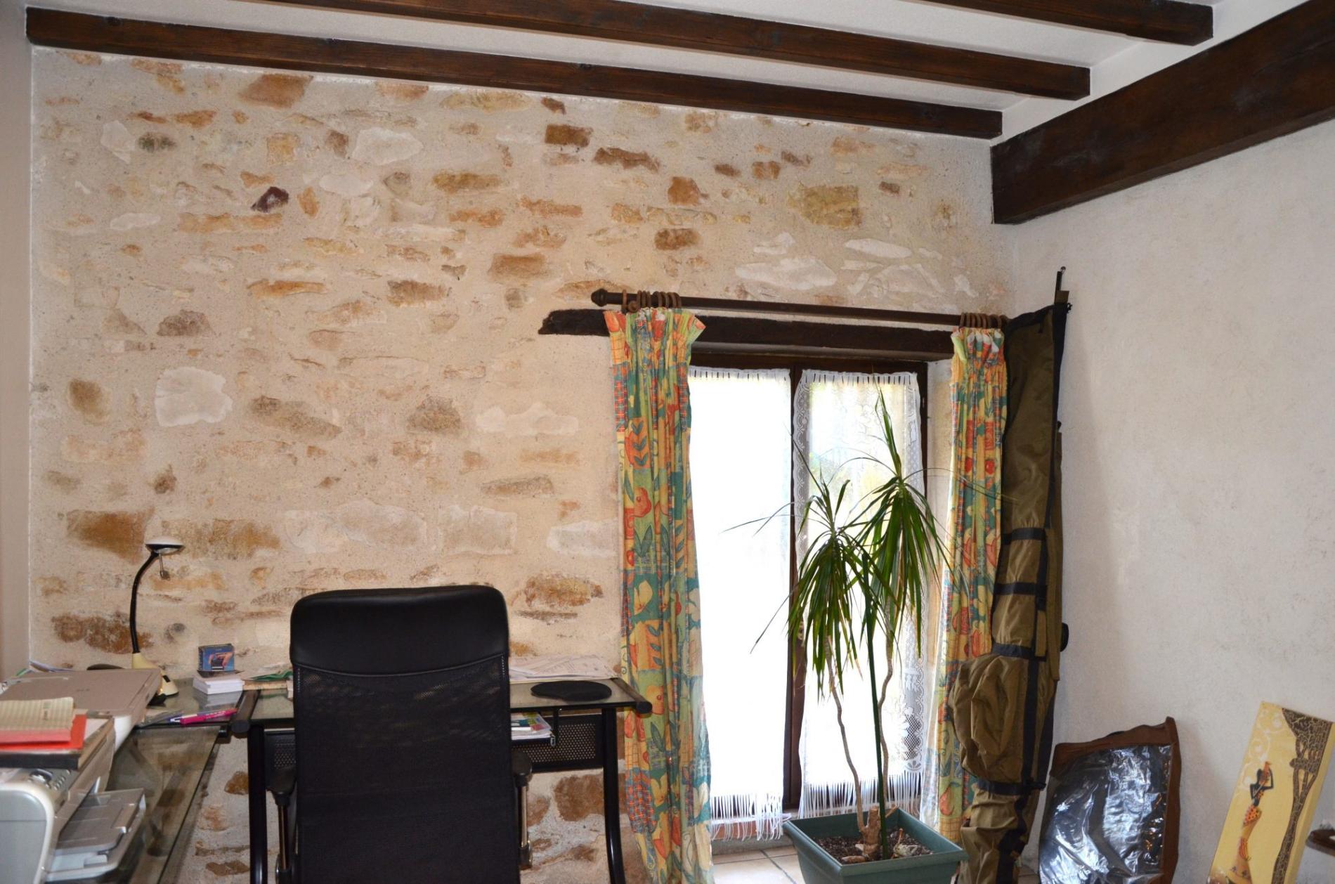 Ensemble de deux maisons isolées et restaurées !