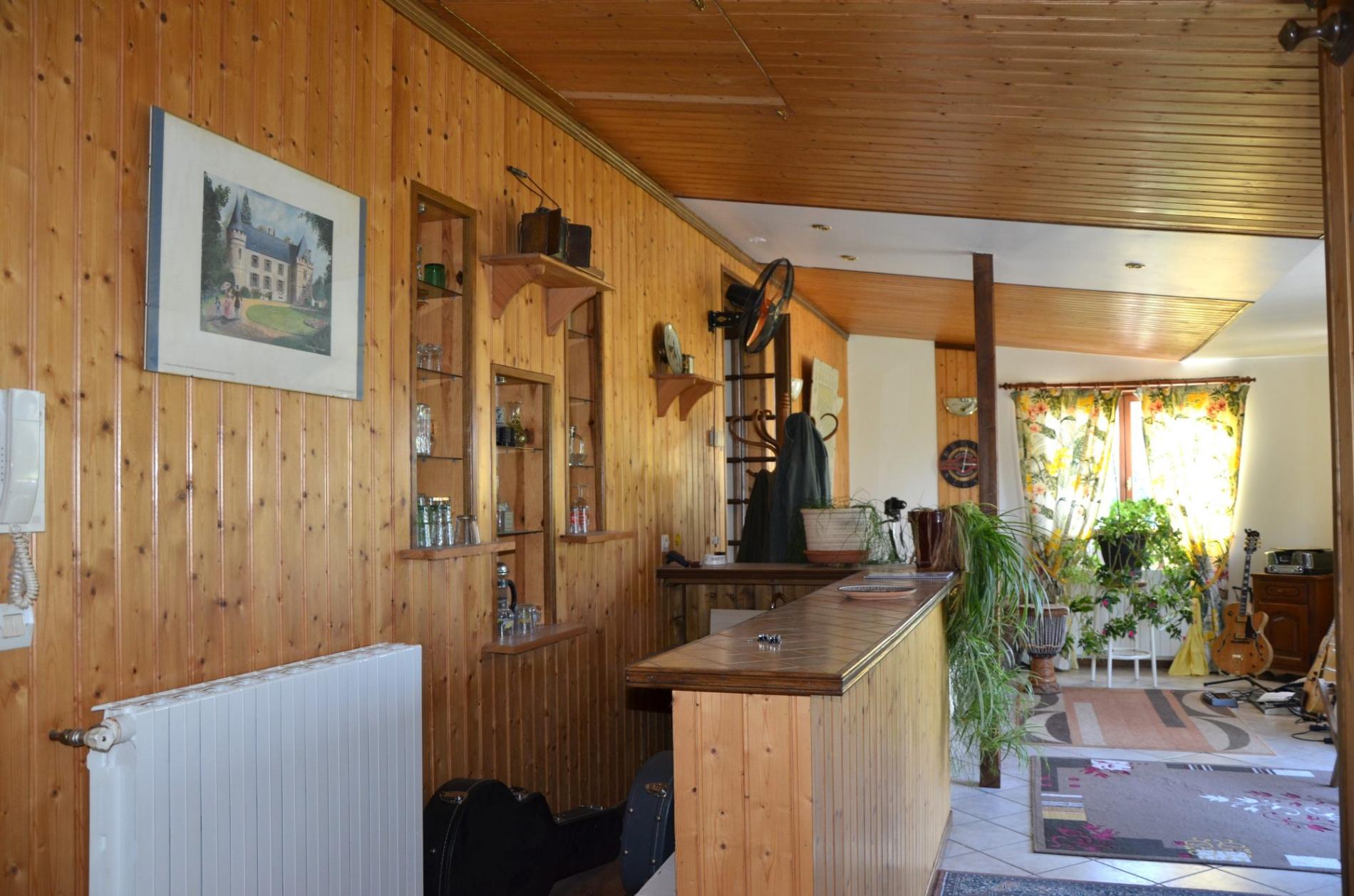 Ensemble de deux maisons isolées et restaurées !