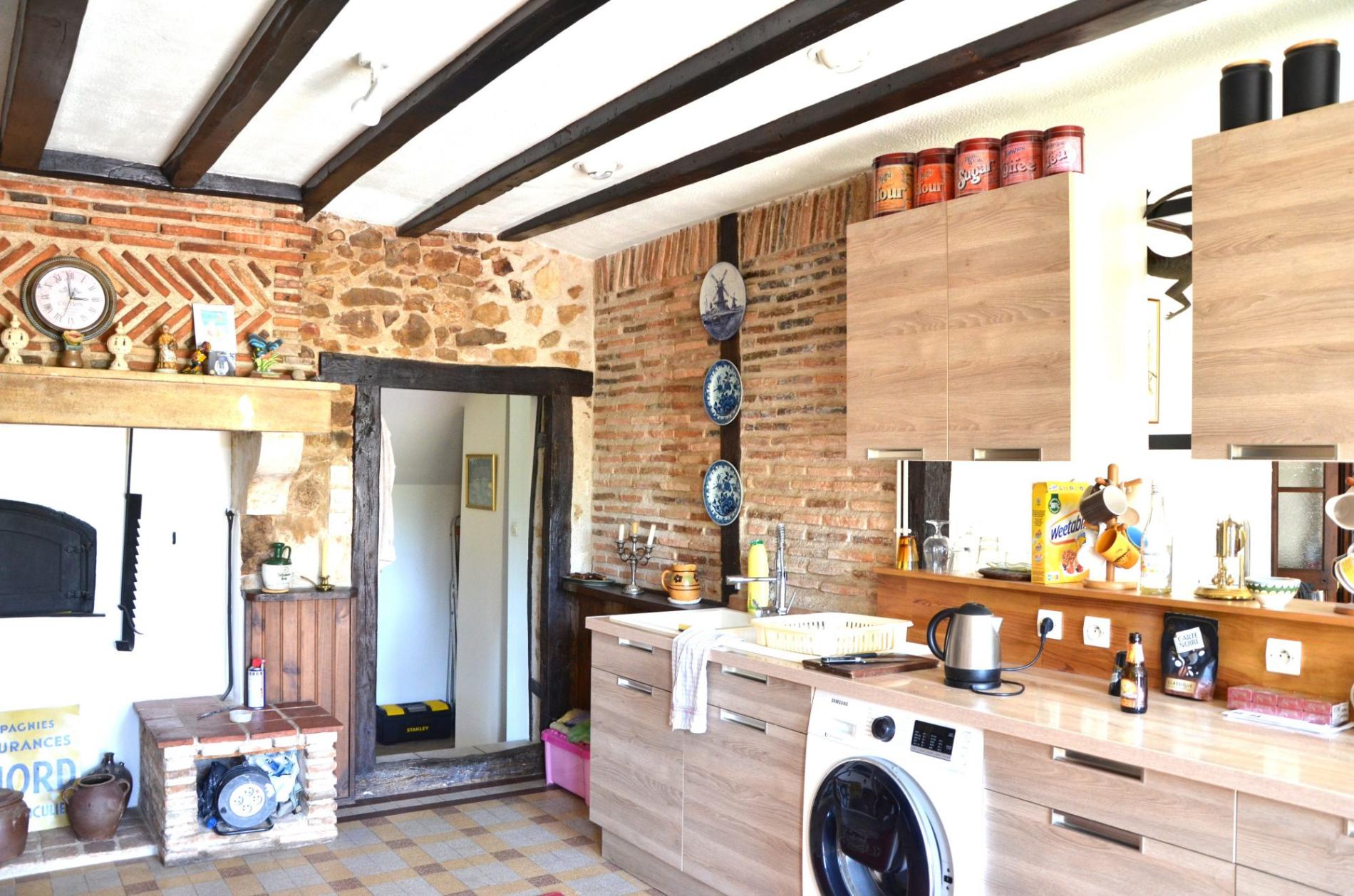 Ensemble de deux maisons isolées et restaurées !