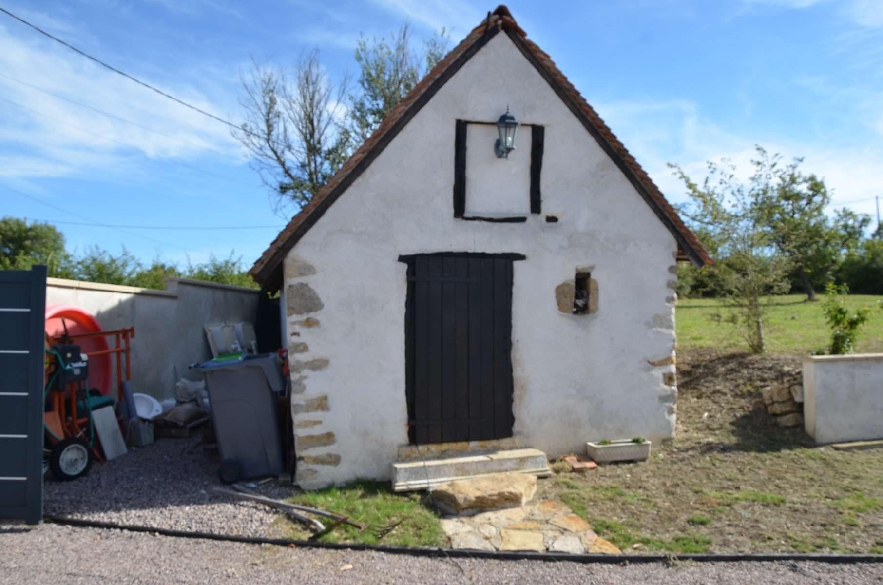 Ensemble de deux maisons isolées et restaurées !