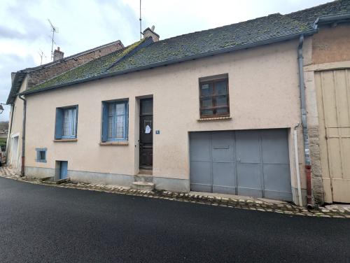 Maison de ville avec jardin et garage !