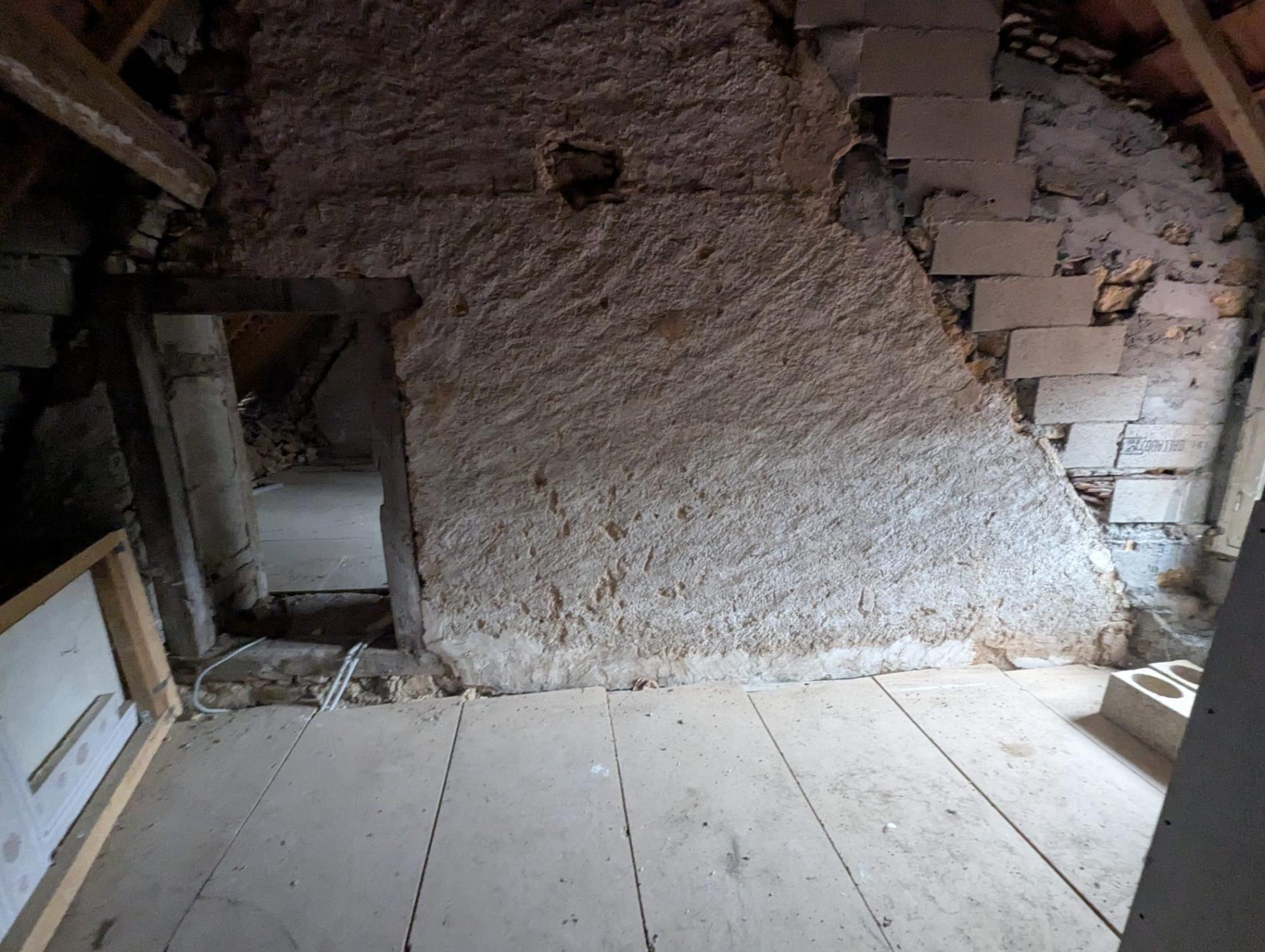 Maison de ville avec jardin et garage !