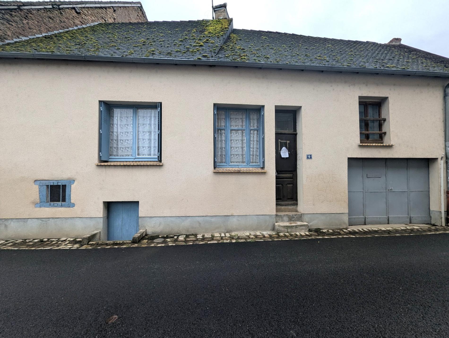 Maison de ville avec jardin et garage !
