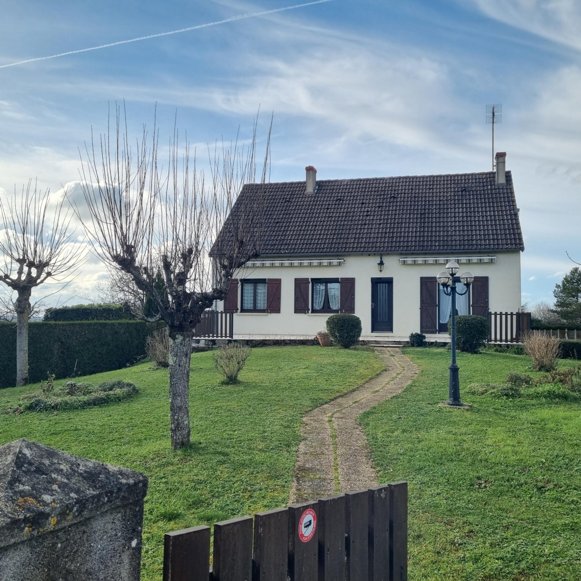 Pavillon de plain pied sur sous sol complet !