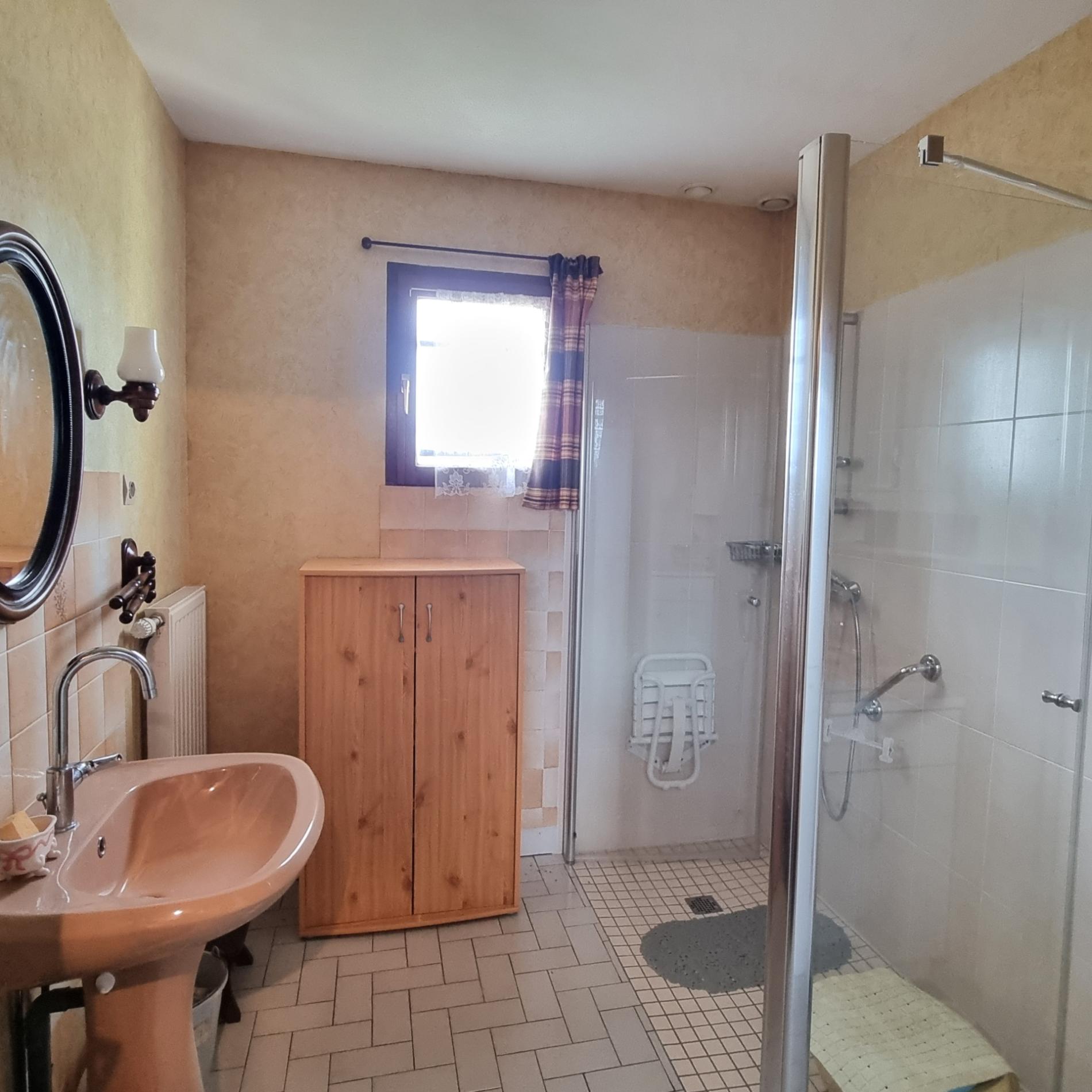 Pavillon de plain pied sur sous sol complet !