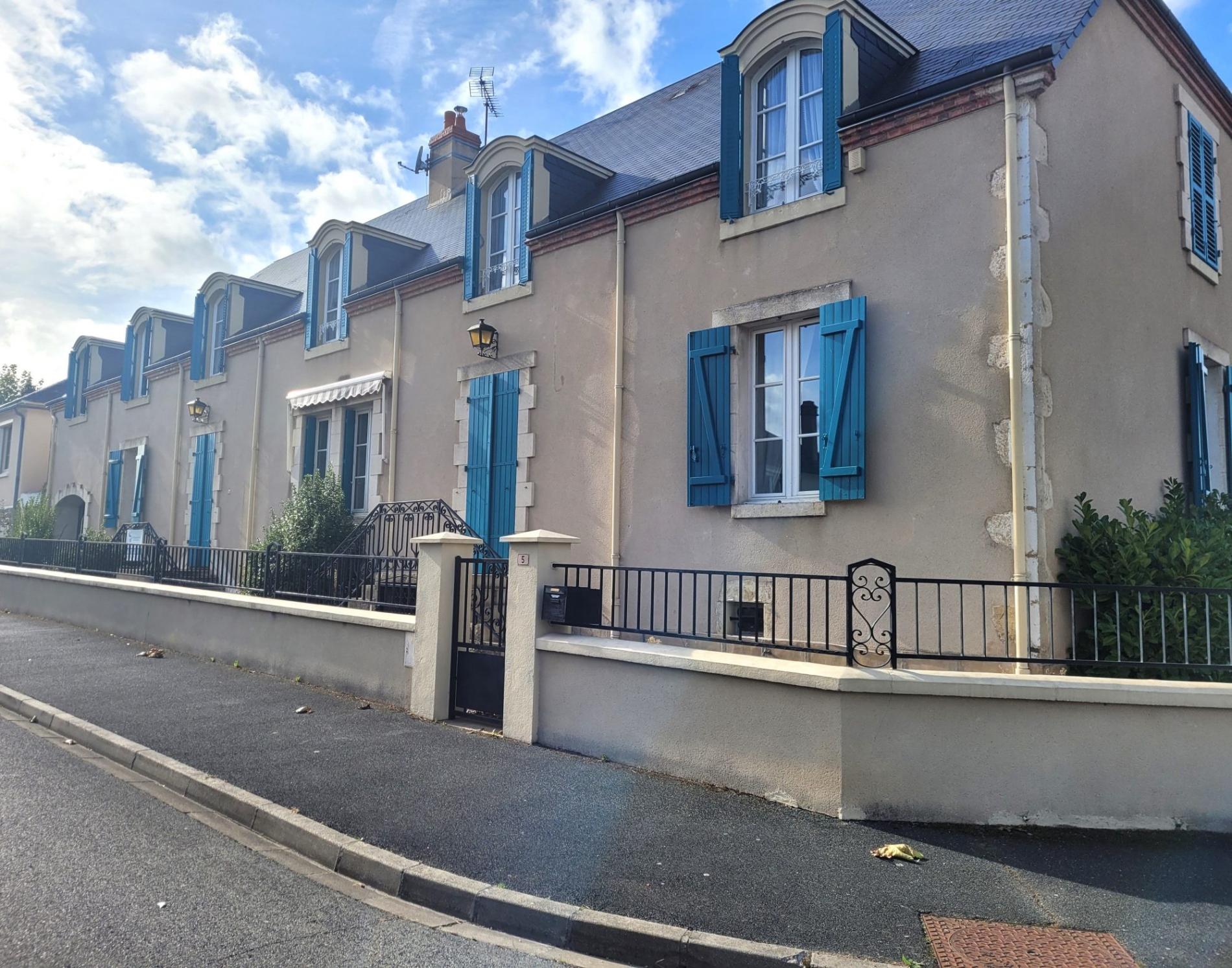 Spacieuse maison de ville !